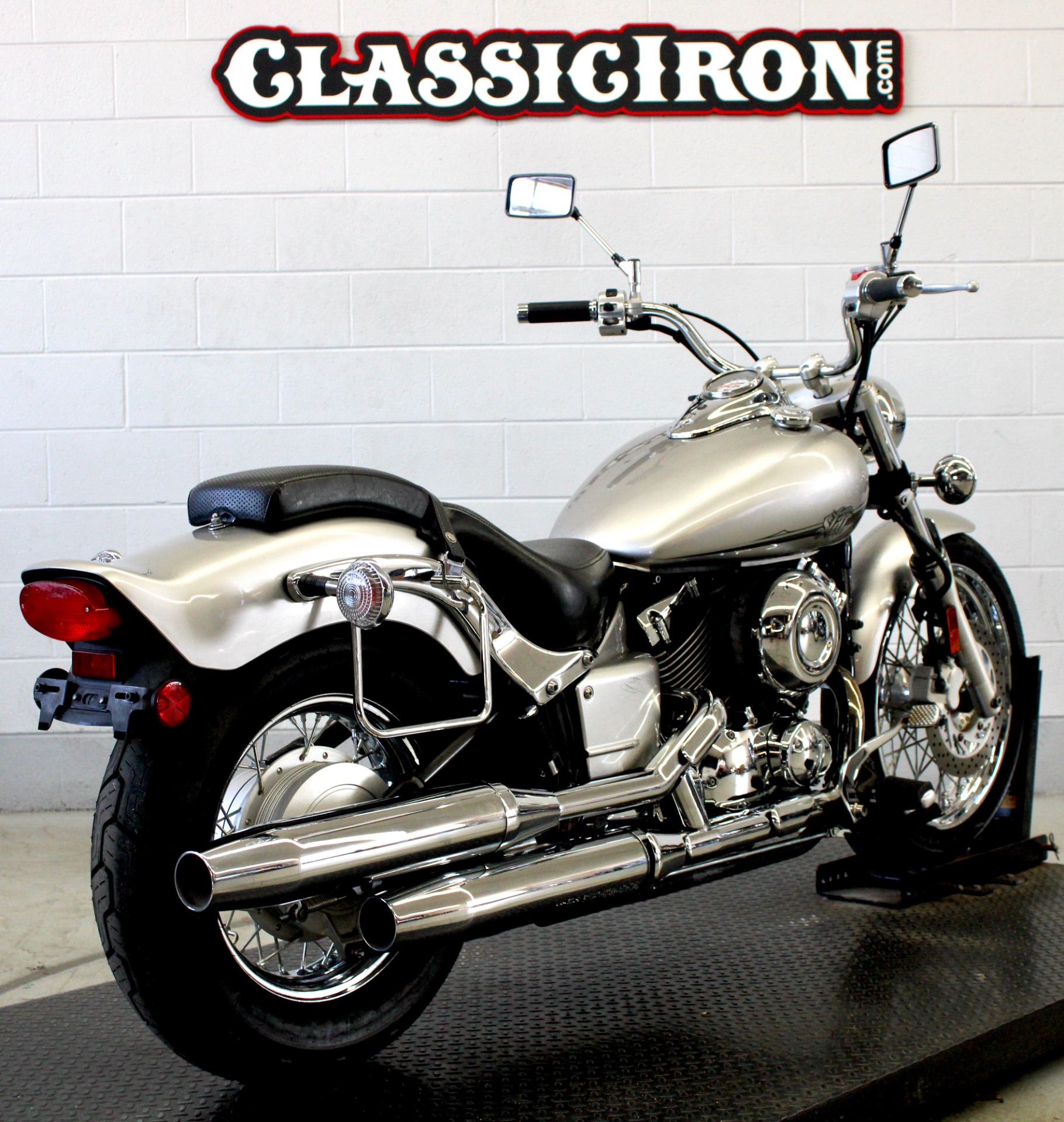 2014 Yamaha V Star 650 Custom in Fredericksburg, Virginia - Photo 5