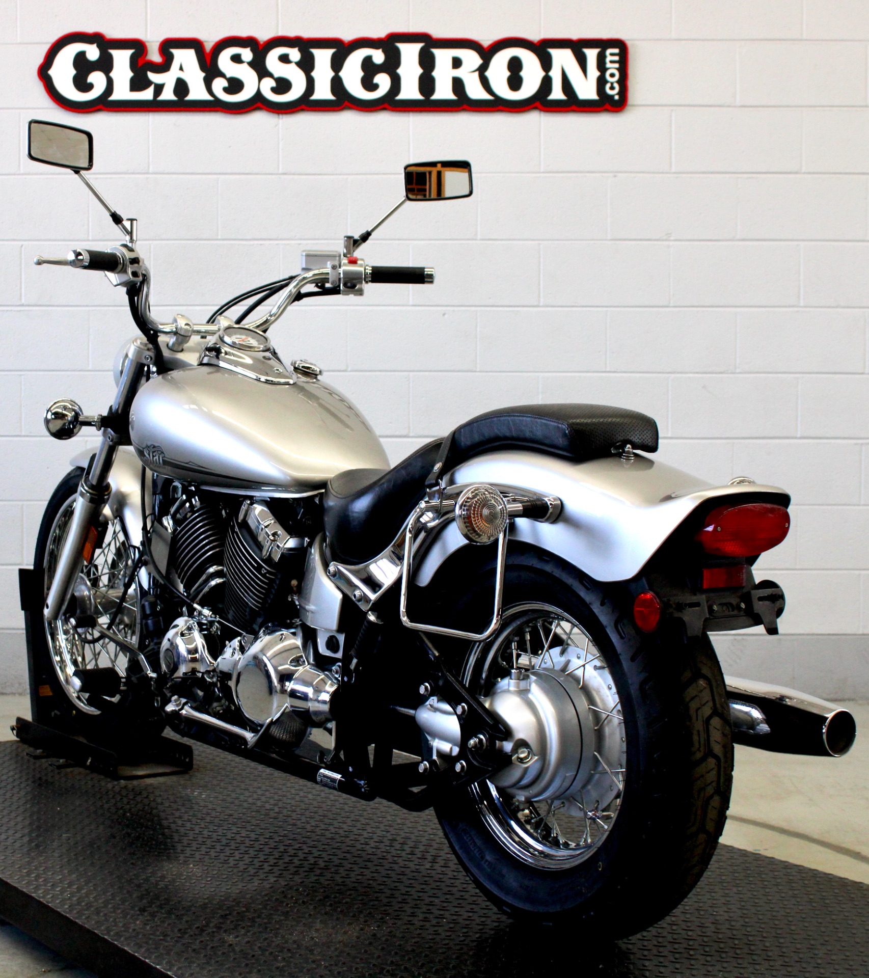 2014 Yamaha V Star 650 Custom in Fredericksburg, Virginia - Photo 6