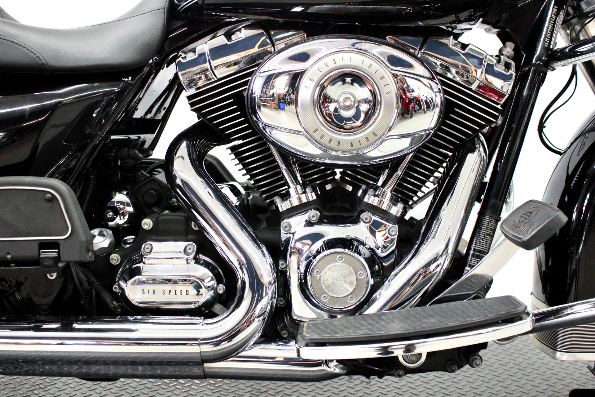 2011 Harley-Davidson Road King® in Fredericksburg, Virginia - Photo 14