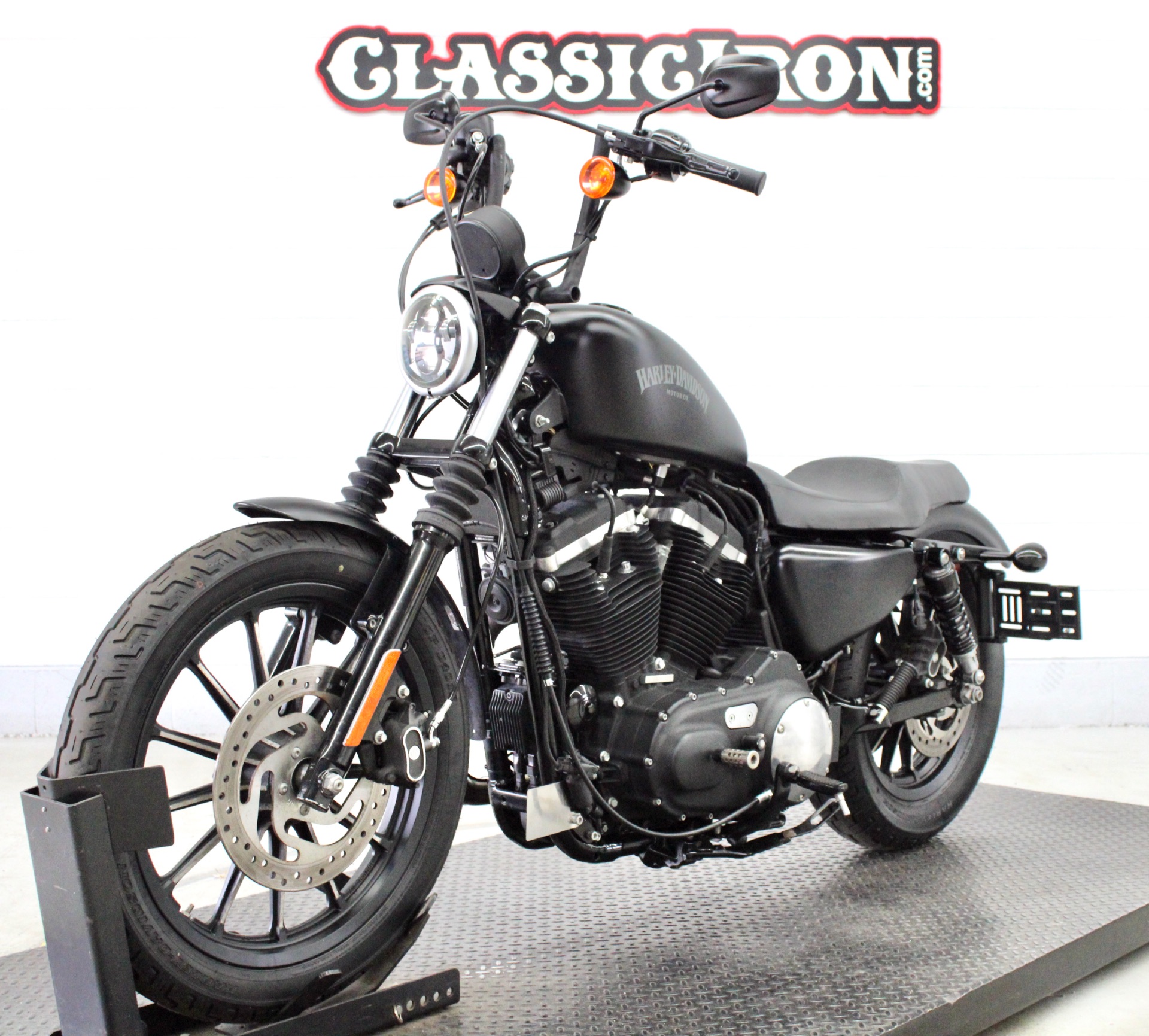 2014 Harley-Davidson Sportster® Iron 883™ in Fredericksburg, Virginia - Photo 3