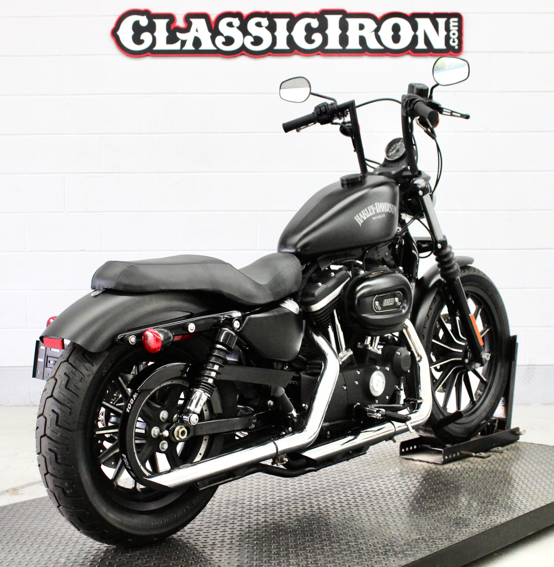 2014 Harley-Davidson Sportster® Iron 883™ in Fredericksburg, Virginia - Photo 5
