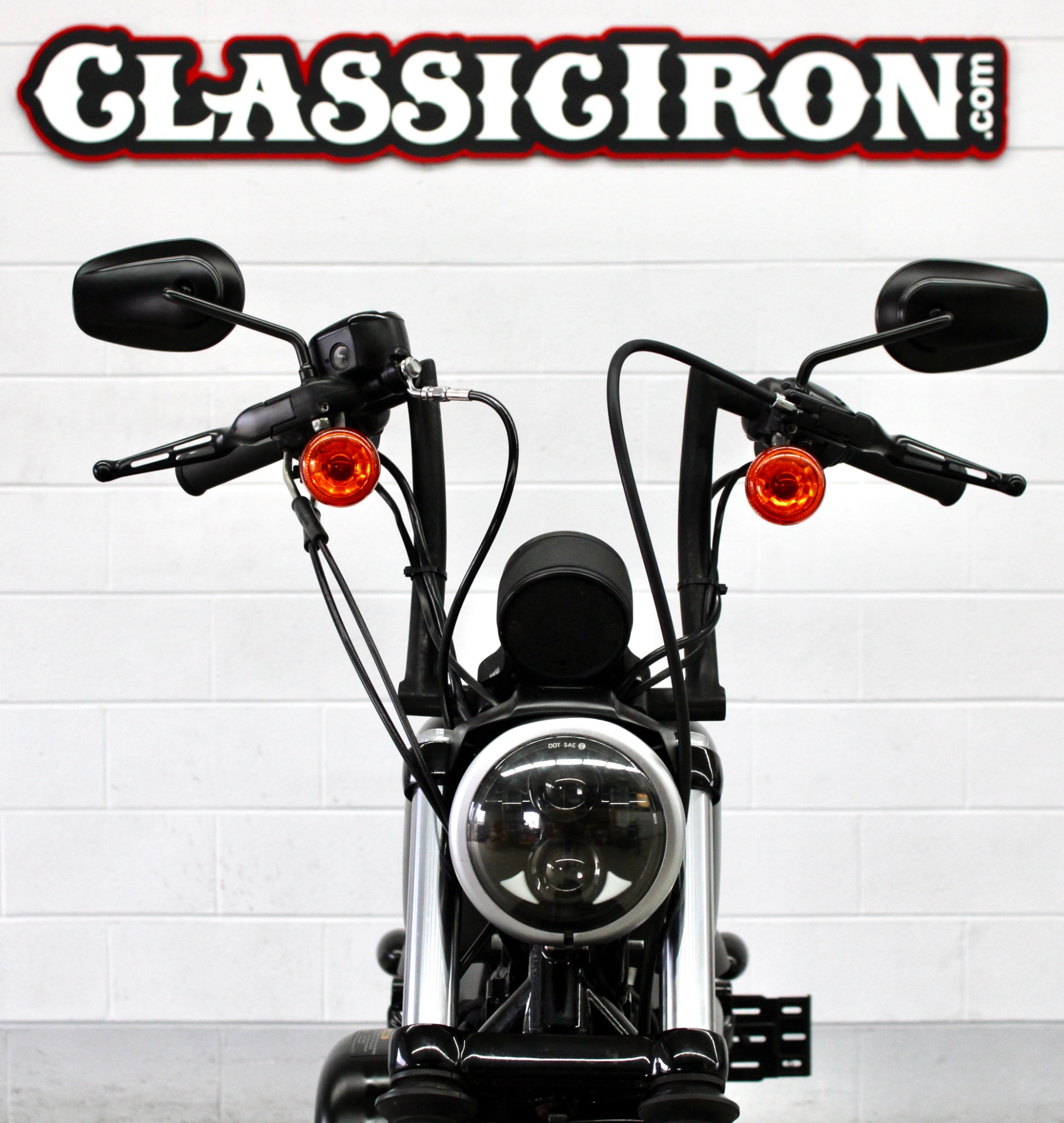 2014 Harley-Davidson Sportster® Iron 883™ in Fredericksburg, Virginia - Photo 8