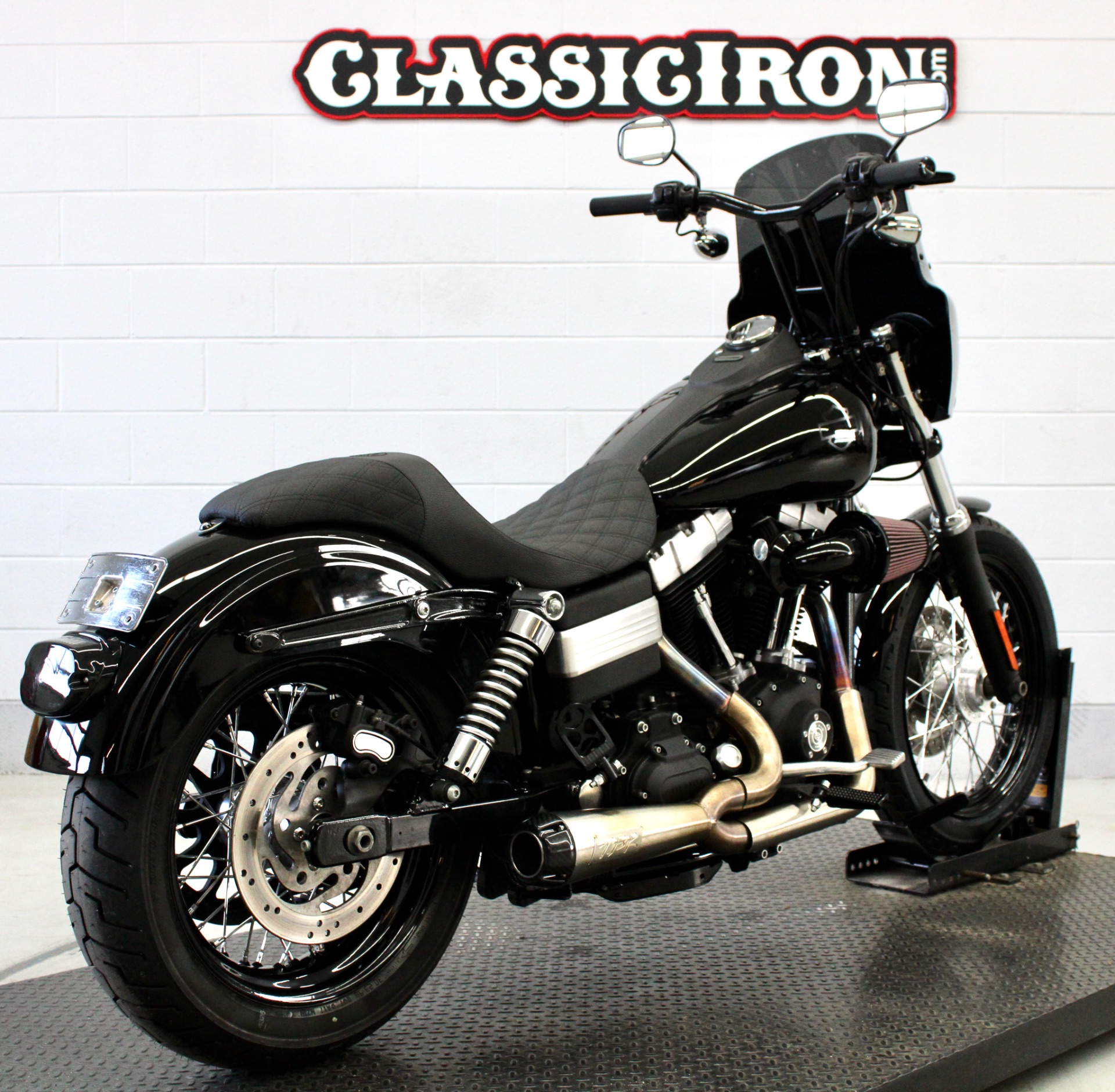 2010 Harley-Davidson Dyna® Street Bob® in Fredericksburg, Virginia - Photo 5