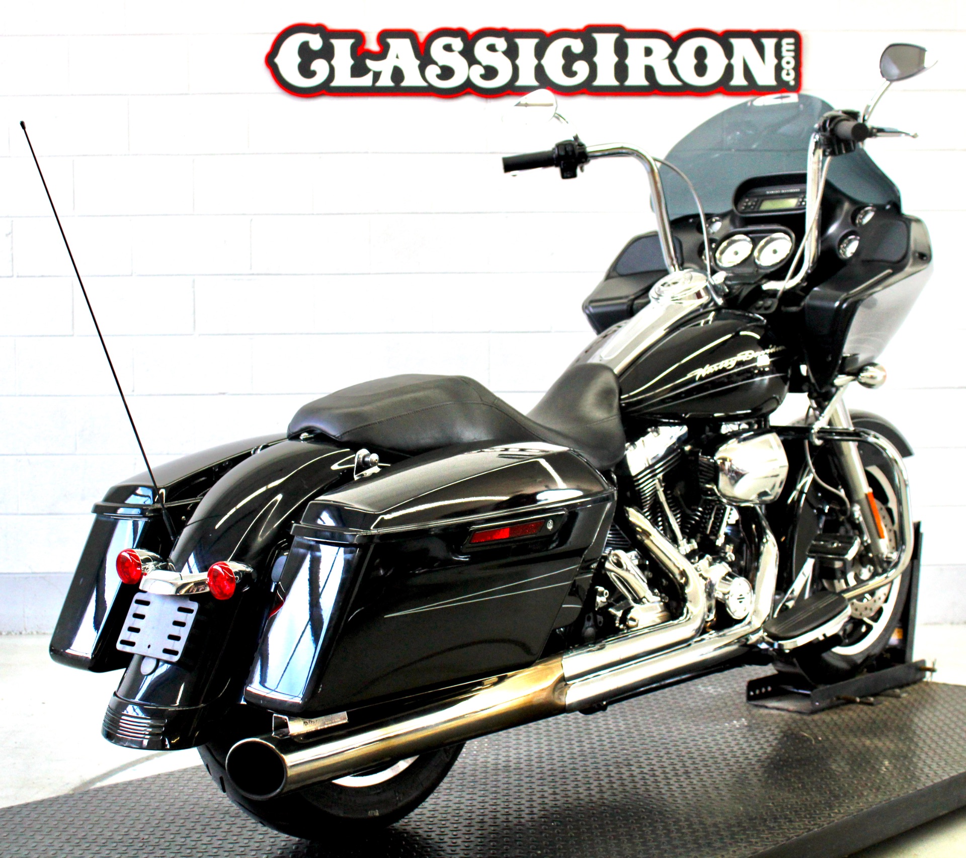 2013 Harley-Davidson Road Glide® Custom in Fredericksburg, Virginia - Photo 5