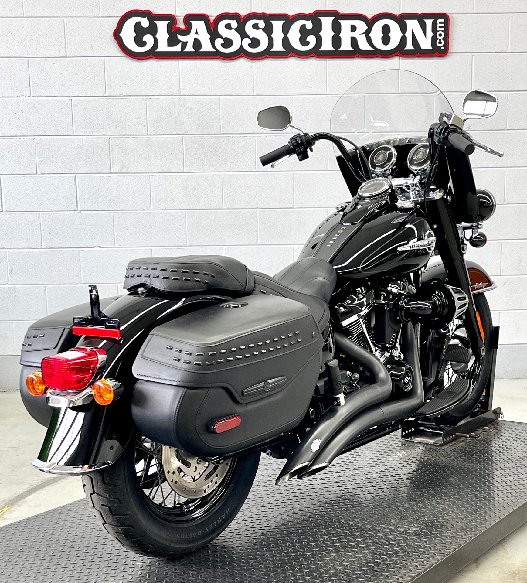 2019 Harley-Davidson Heritage Classic 107 in Fredericksburg, Virginia - Photo 5