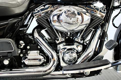 2010 Harley-Davidson Electra Glide® Classic in Fredericksburg, Virginia - Photo 14
