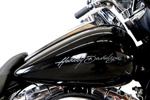 2011 Harley-Davidson Street Glide® in Fredericksburg, Virginia - Photo 13