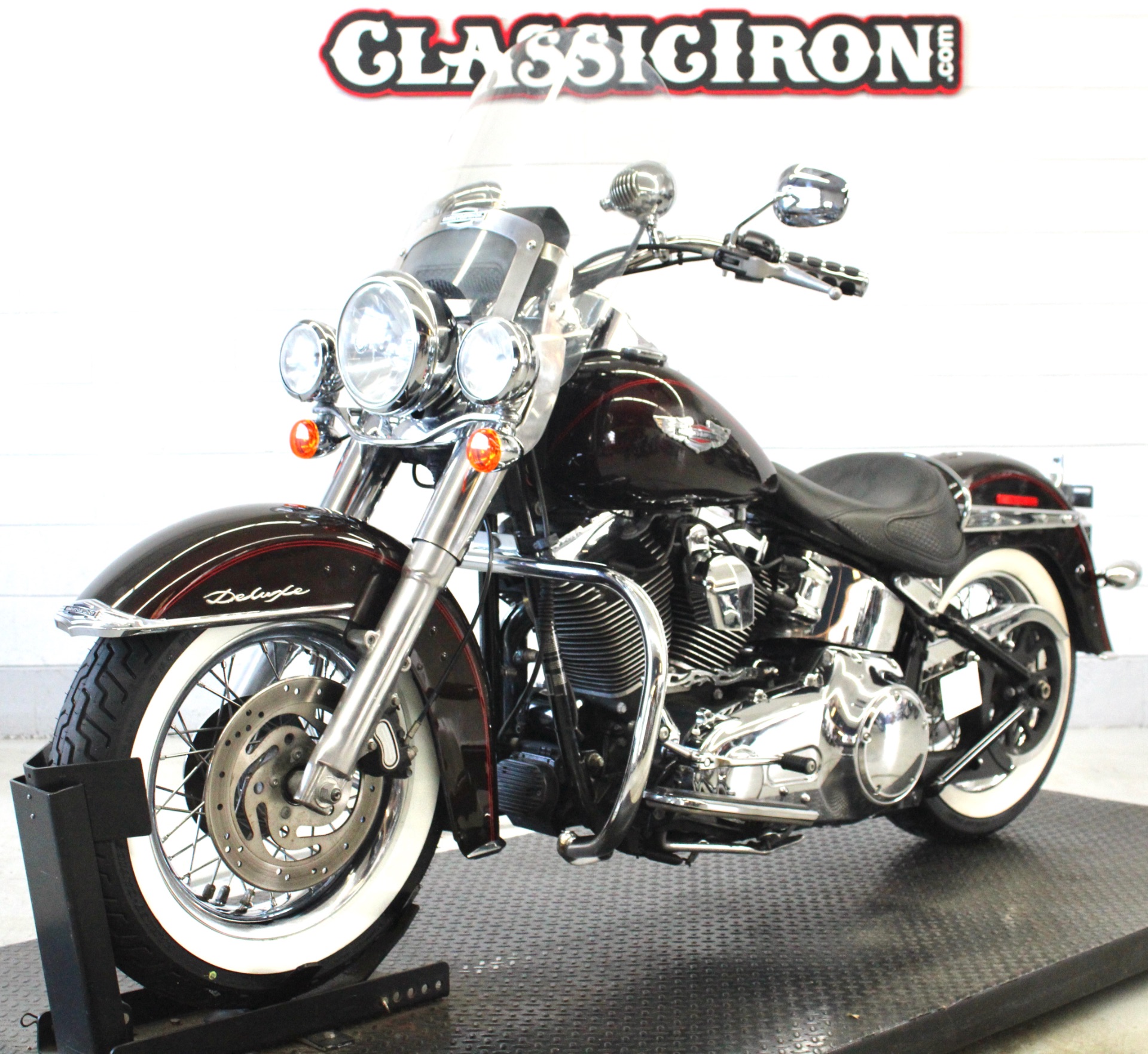 2011 Harley-Davidson Softail® Deluxe in Fredericksburg, Virginia - Photo 3