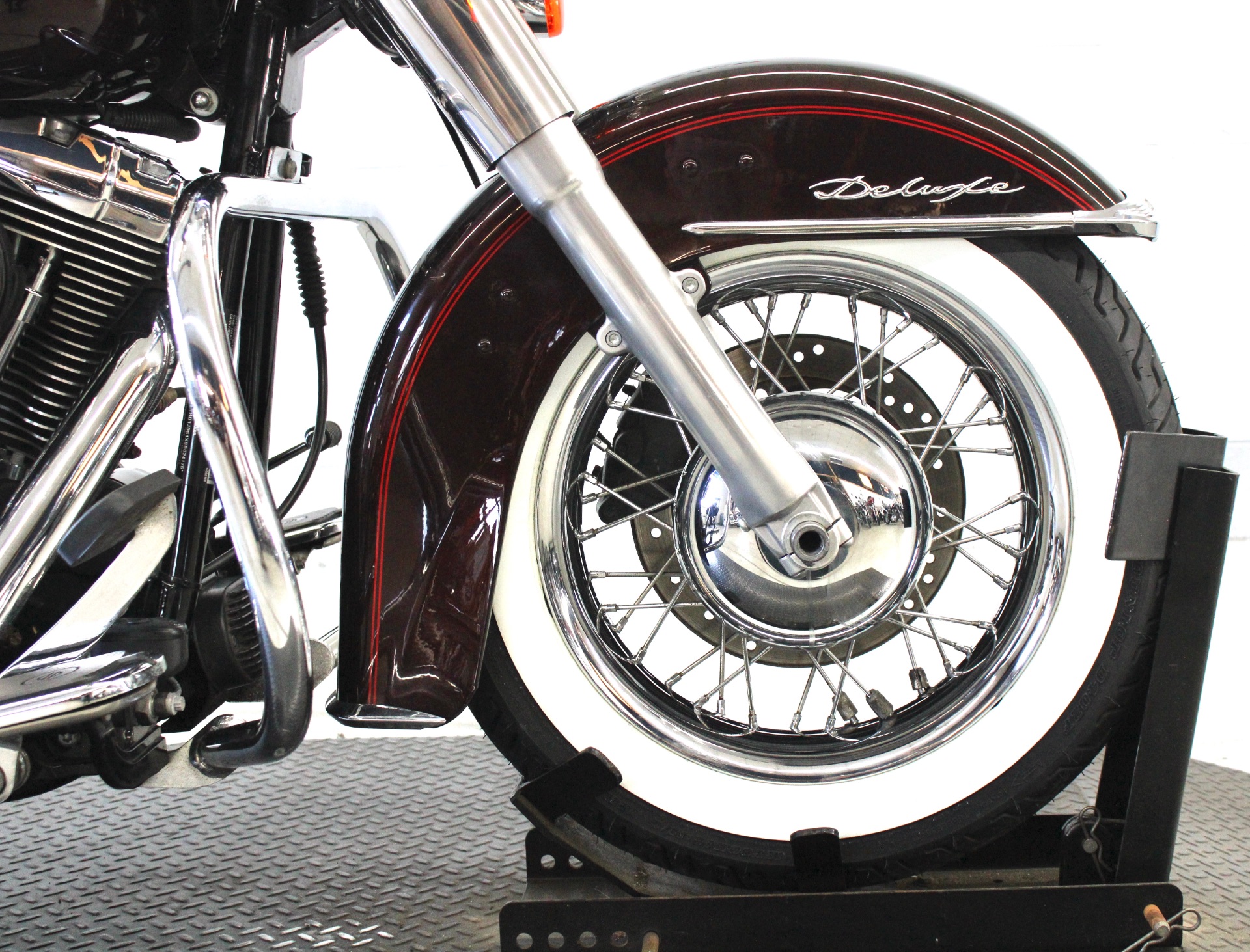 2011 Harley-Davidson Softail® Deluxe in Fredericksburg, Virginia - Photo 11