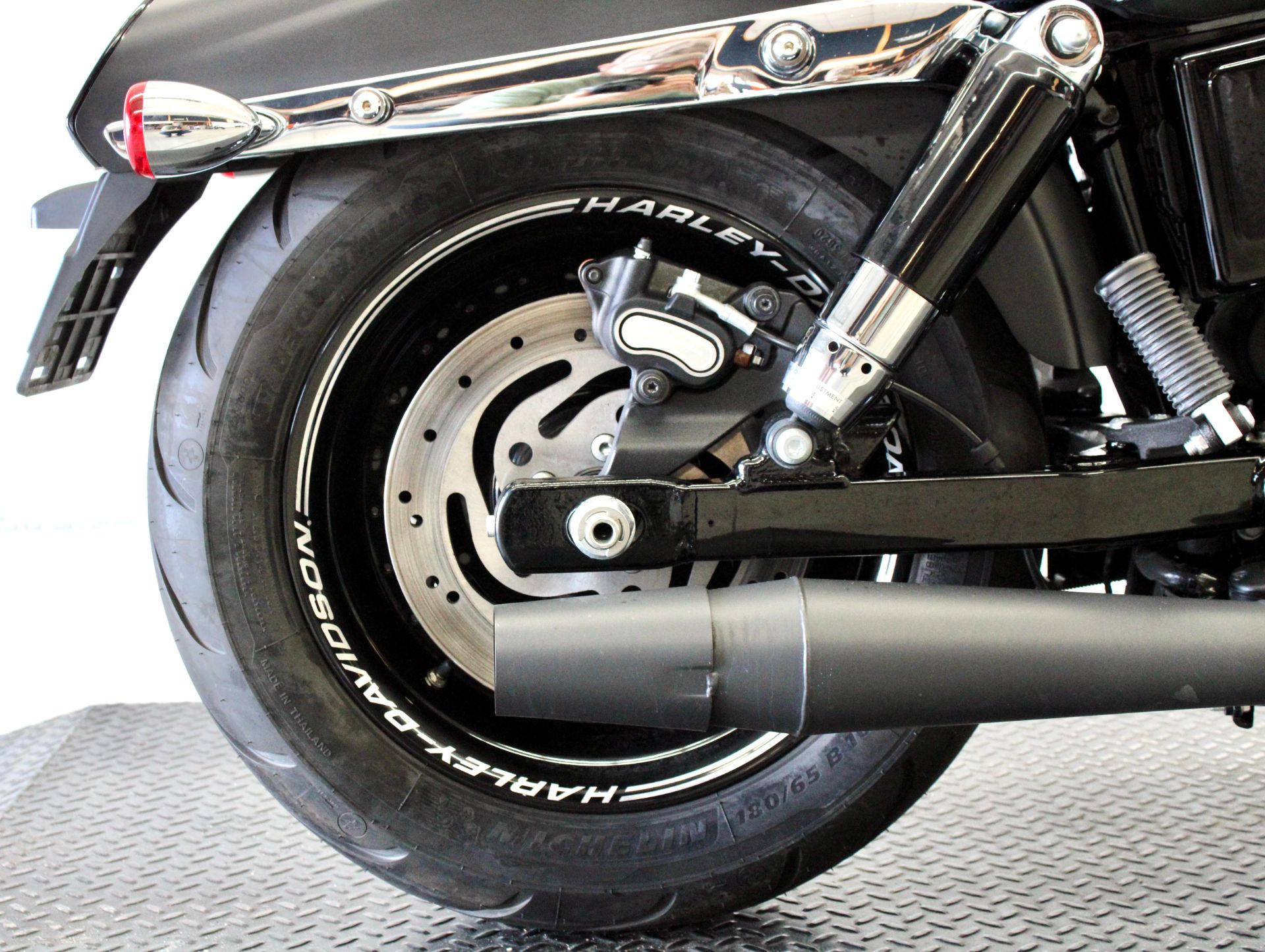 2014 Harley-Davidson Dyna® Fat Bob® in Fredericksburg, Virginia - Photo 15