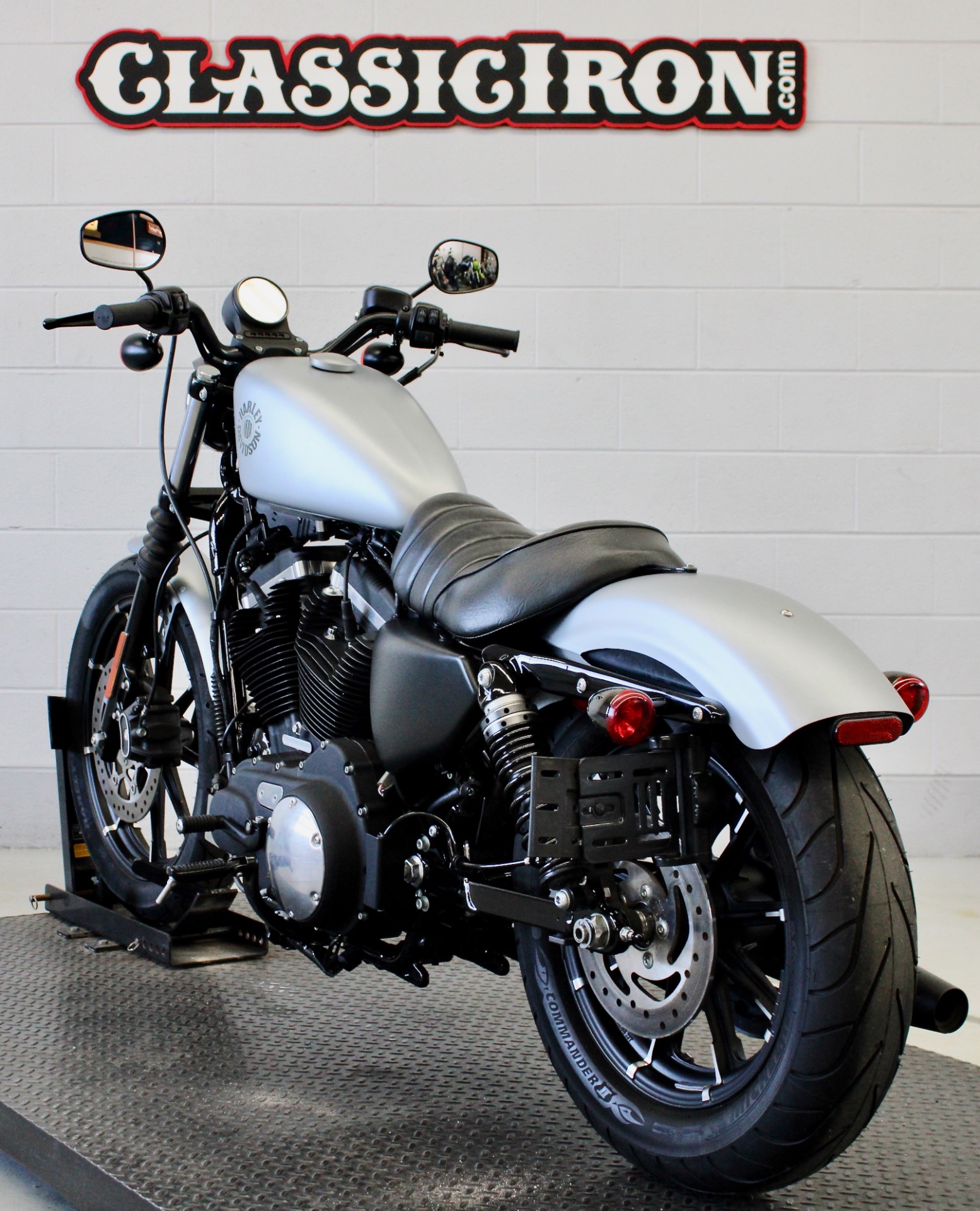 2020 Harley-Davidson Iron 883™ in Fredericksburg, Virginia - Photo 6