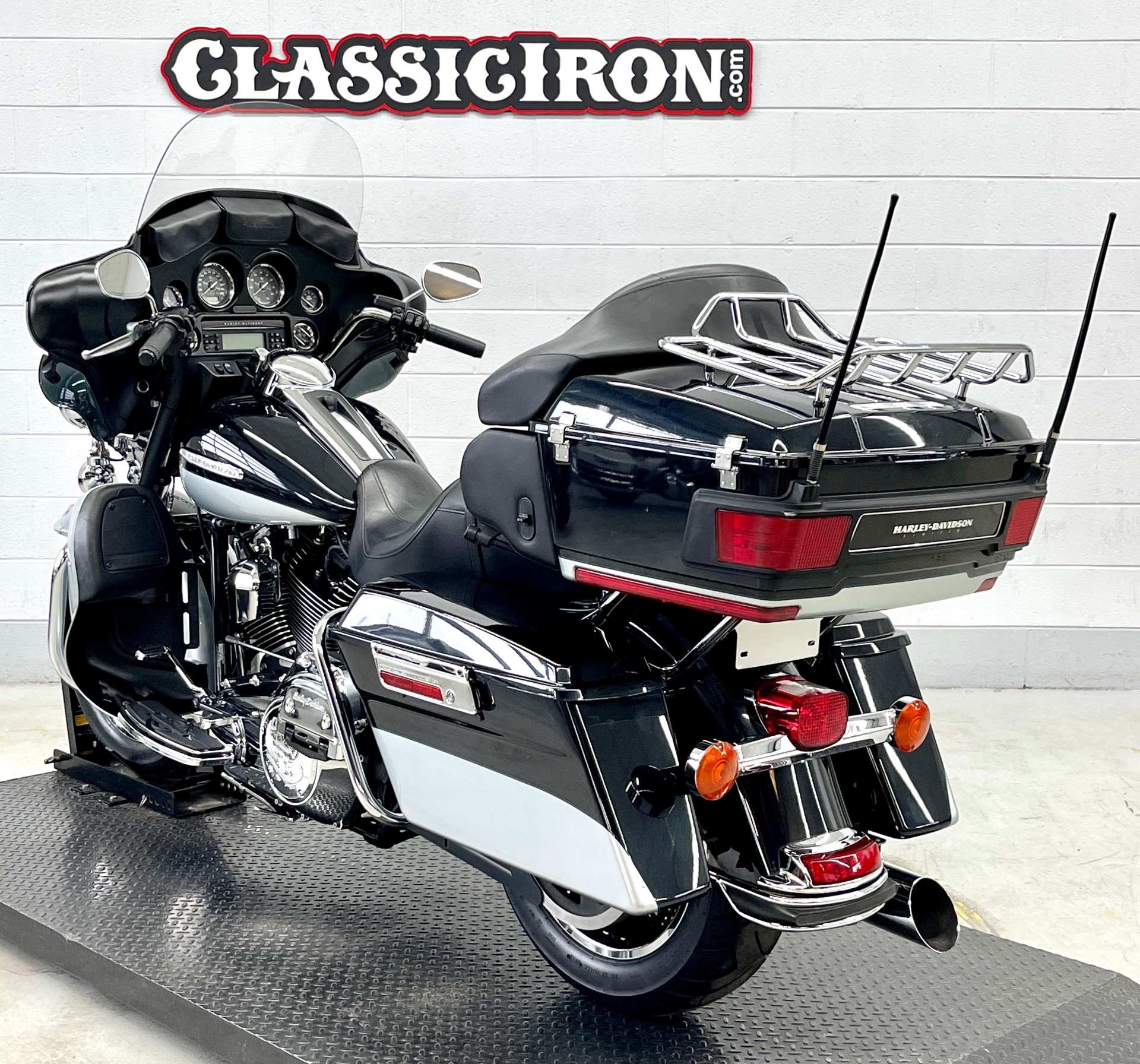 2013 Harley-Davidson Electra Glide® Ultra Limited in Fredericksburg, Virginia - Photo 6