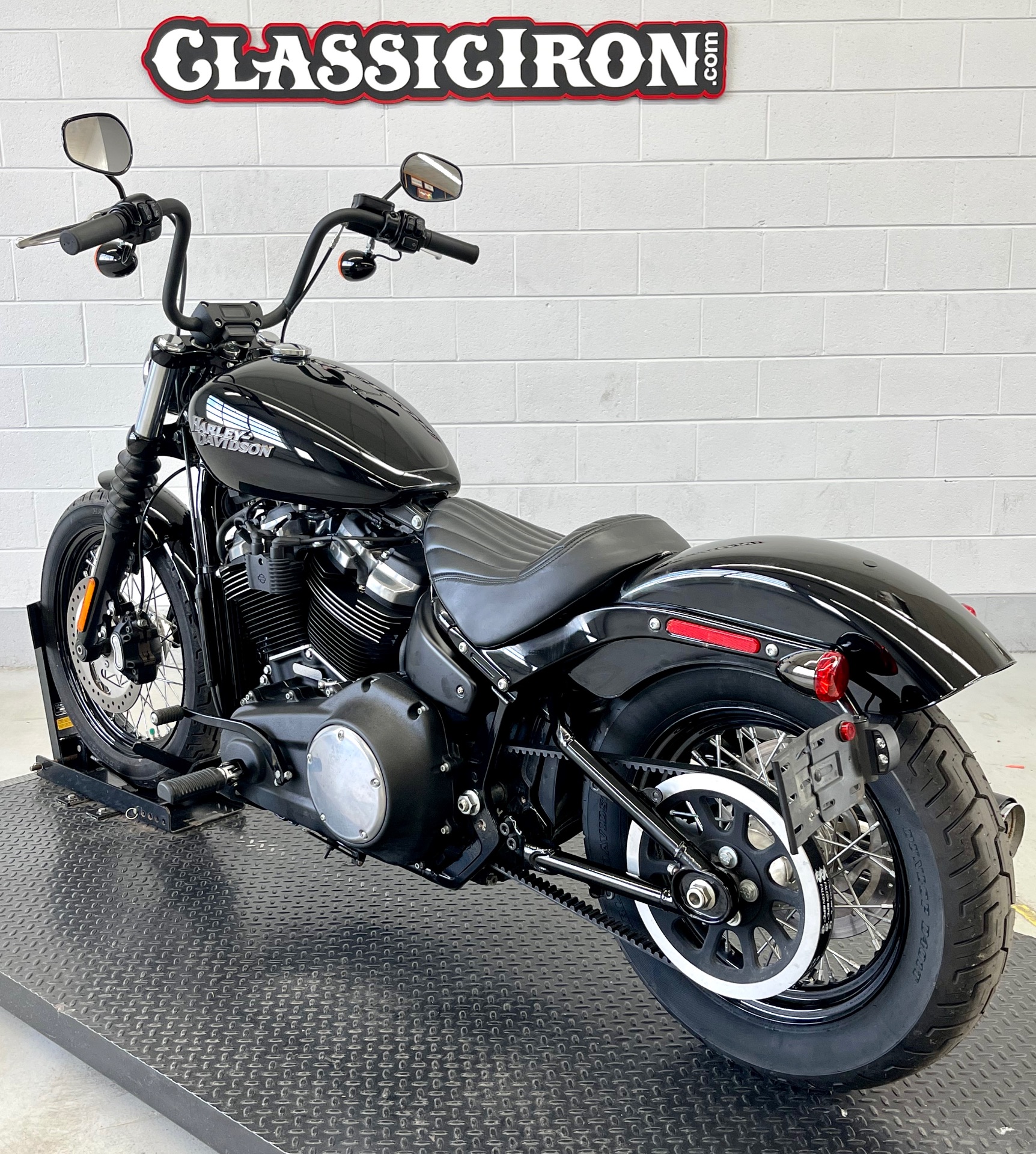 2018 Harley-Davidson Street Bob® 107 in Fredericksburg, Virginia - Photo 6