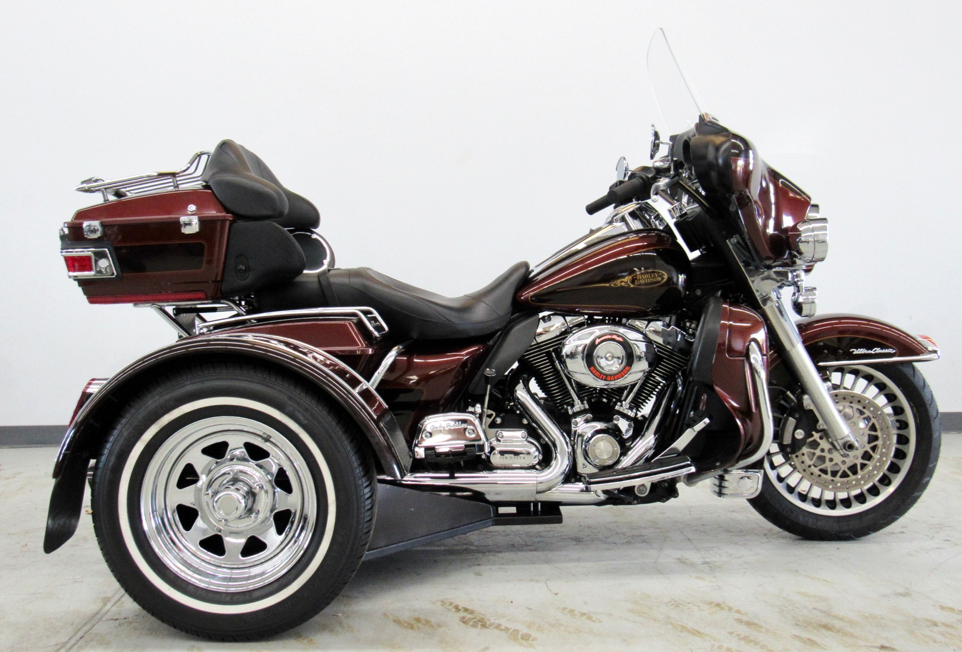 2009 Harley-Davidson Ultra Classic® Electra Glide® in Fredericksburg, Virginia - Photo 3