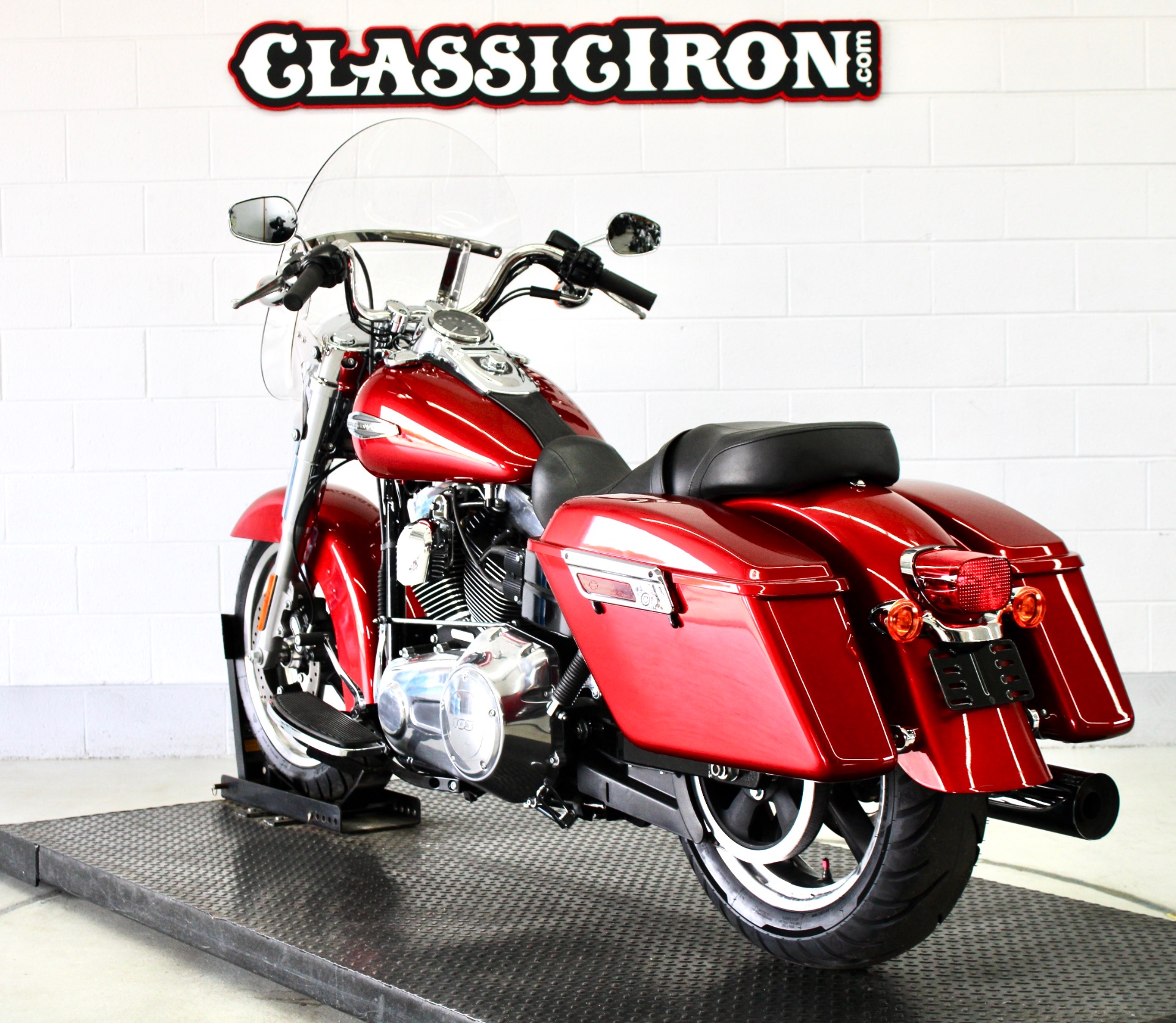 2012 Harley-Davidson Dyna® Switchback in Fredericksburg, Virginia - Photo 6