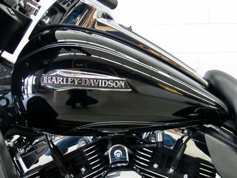 2016 Harley-Davidson Tri Glide® Ultra in Fredericksburg, Virginia - Photo 18