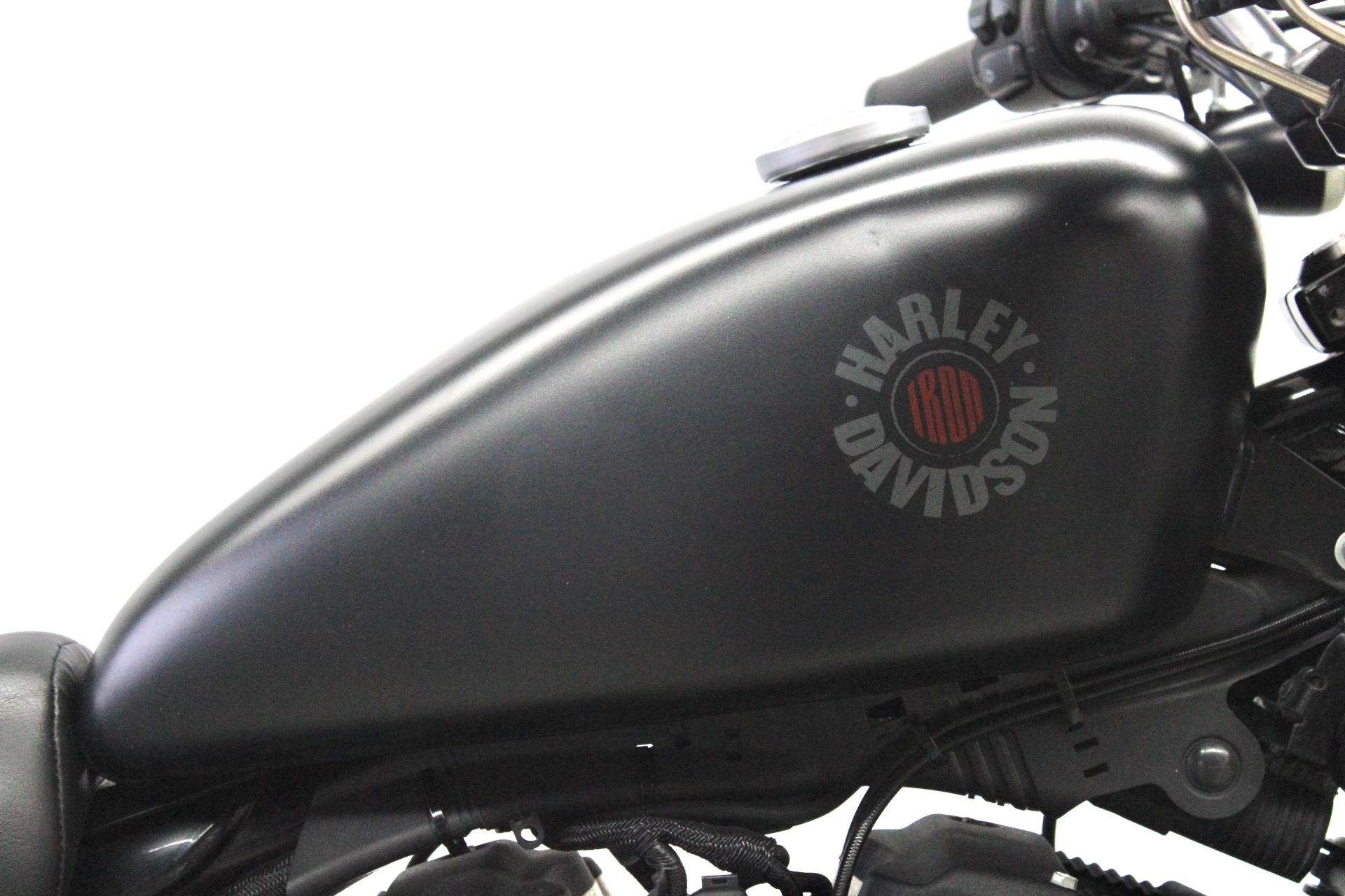2021 Harley-Davidson Iron 883™ in Fredericksburg, Virginia - Photo 13
