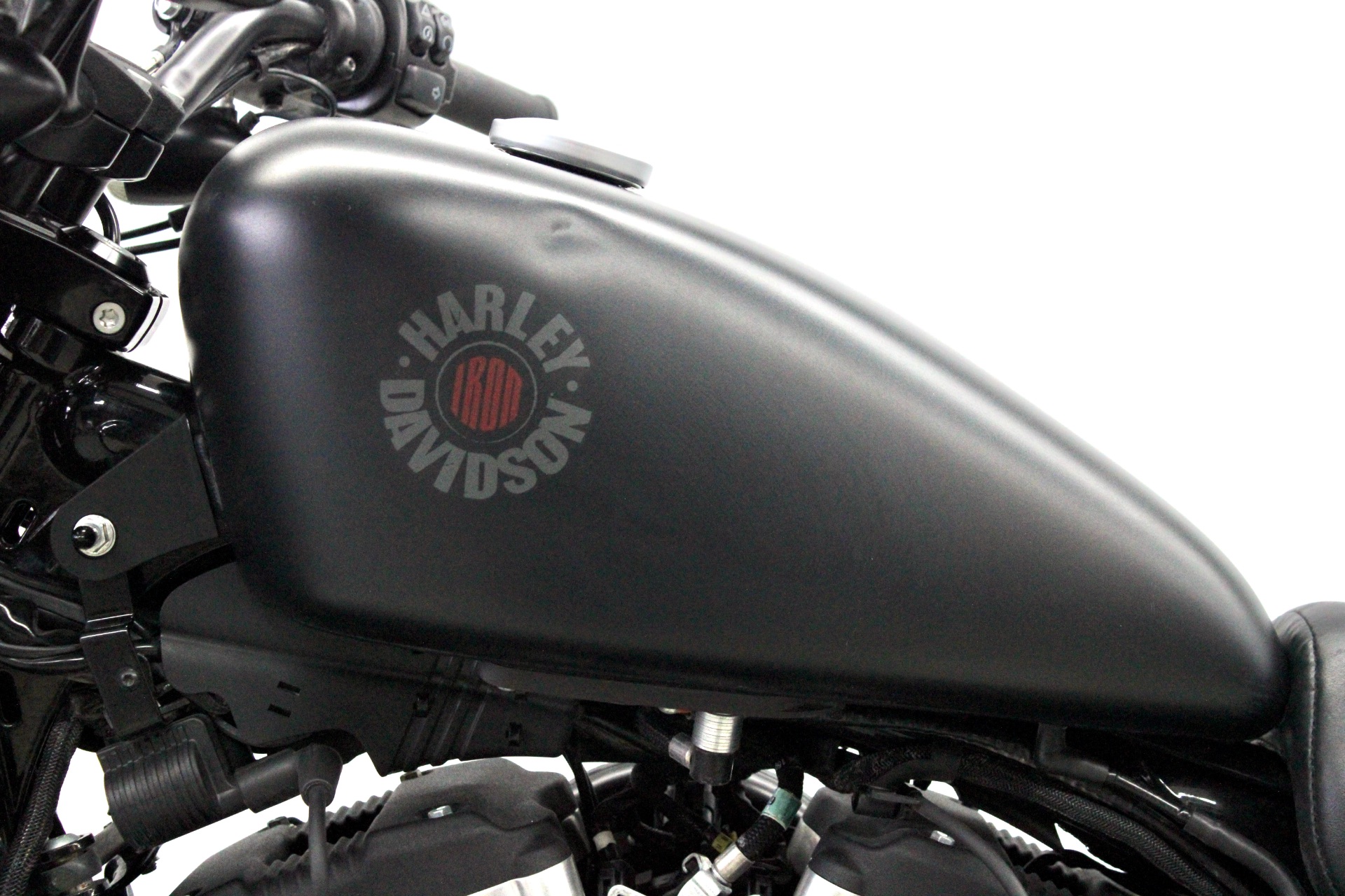 2021 Harley-Davidson Iron 883™ in Fredericksburg, Virginia - Photo 18