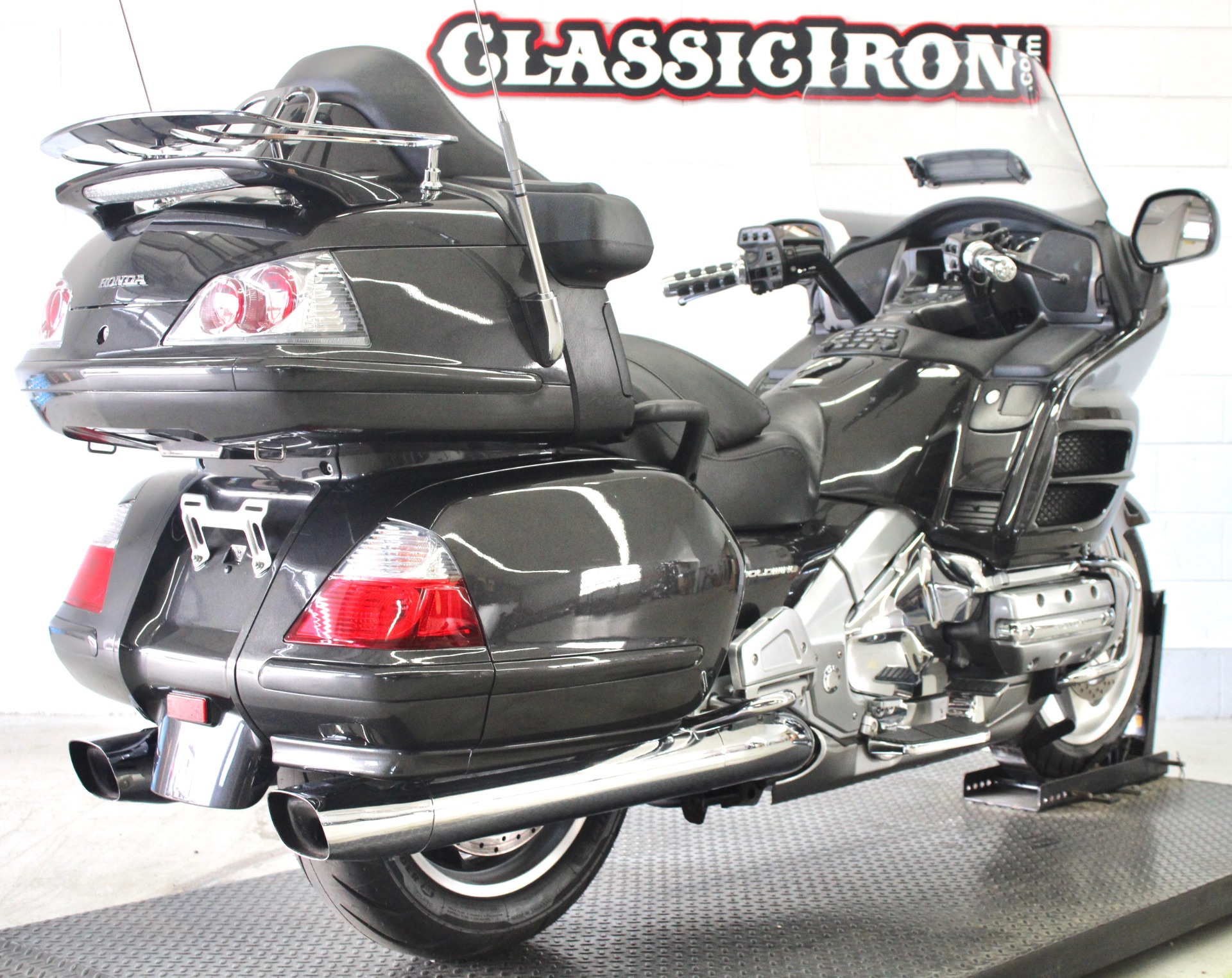 2010 Honda Gold Wing® Audio Comfort in Fredericksburg, Virginia - Photo 5