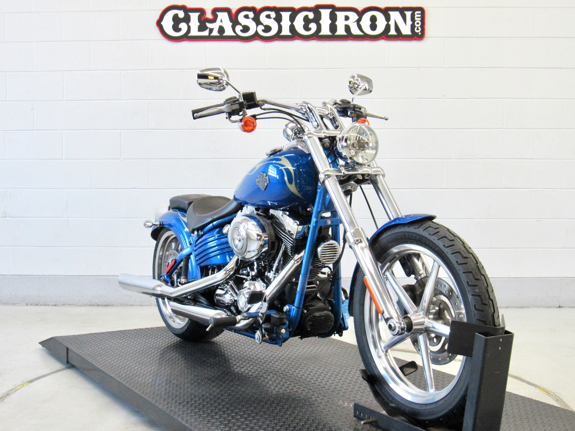 2008 Harley-Davidson Softail® Rocker™ C in Fredericksburg, Virginia - Photo 2