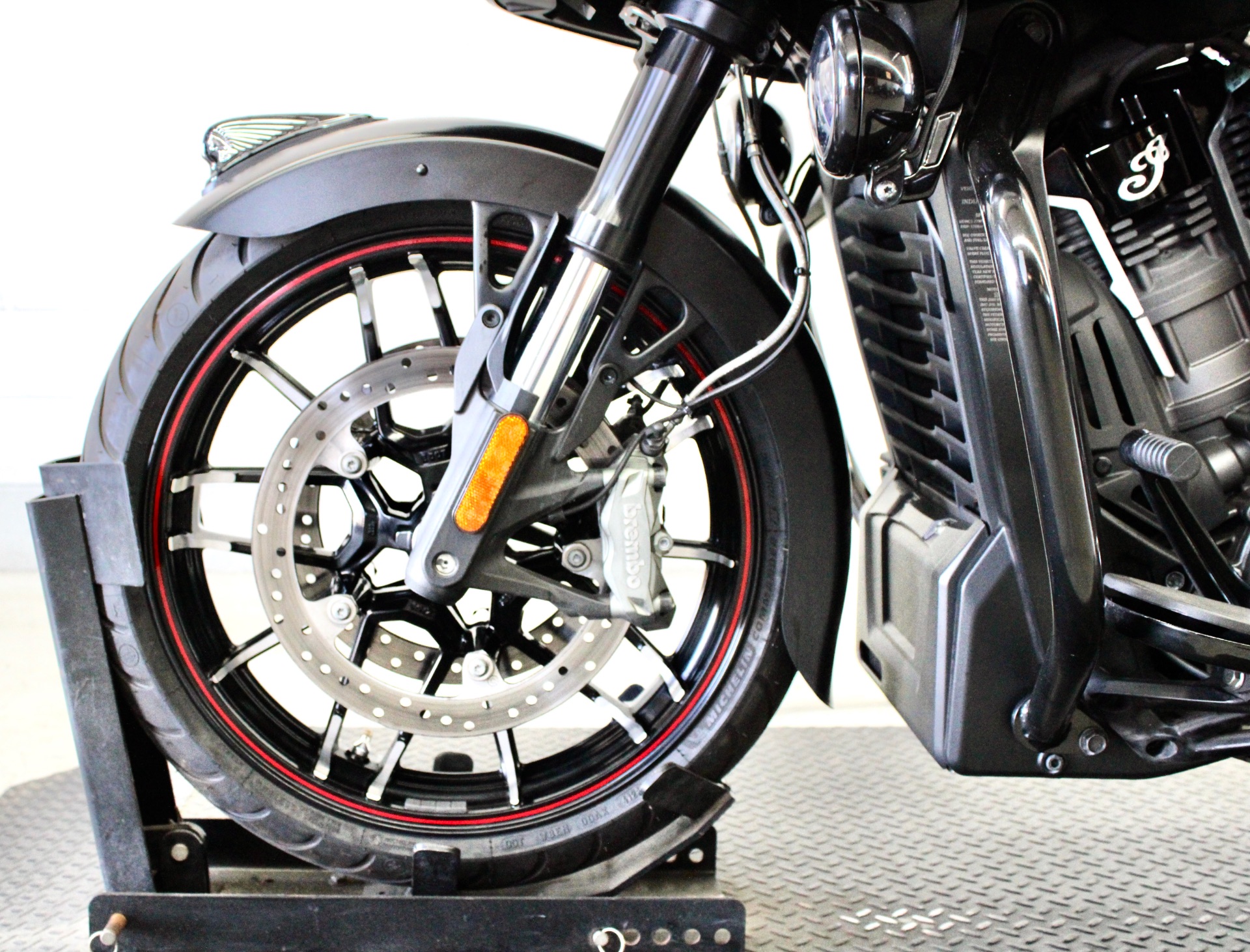 2020 Indian Motorcycle Challenger® Dark Horse® in Fredericksburg, Virginia - Photo 16