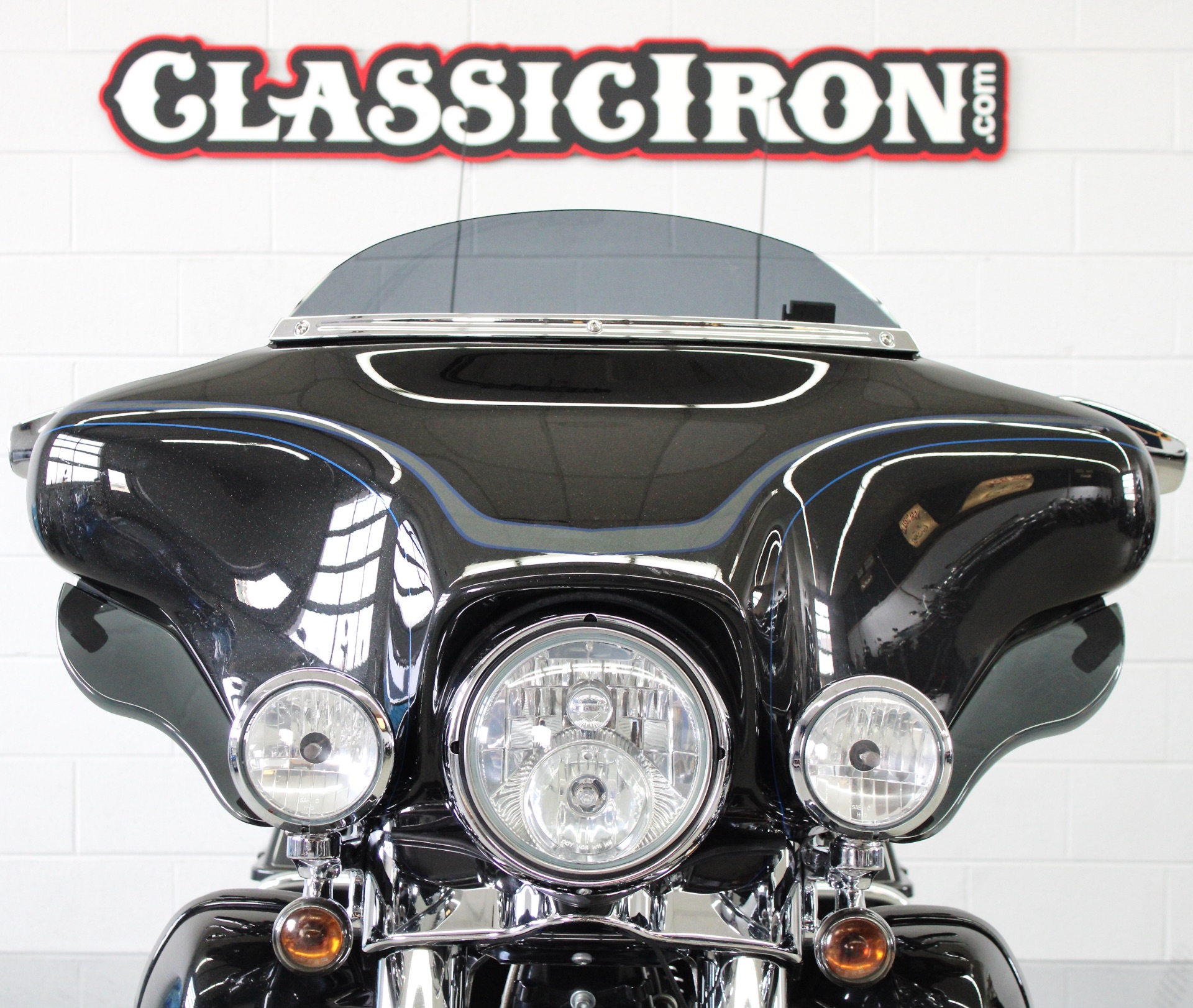 2013 Harley-Davidson CVO™ Ultra Classic® Electra Glide® 110th Anniversary Edition in Fredericksburg, Virginia - Photo 8