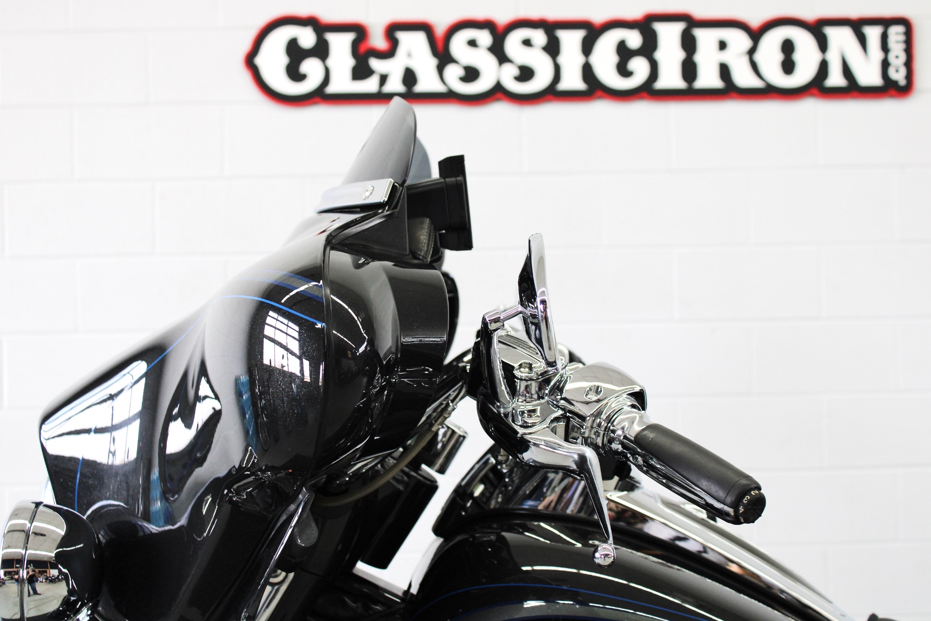 2013 Harley-Davidson CVO™ Ultra Classic® Electra Glide® 110th Anniversary Edition in Fredericksburg, Virginia - Photo 17