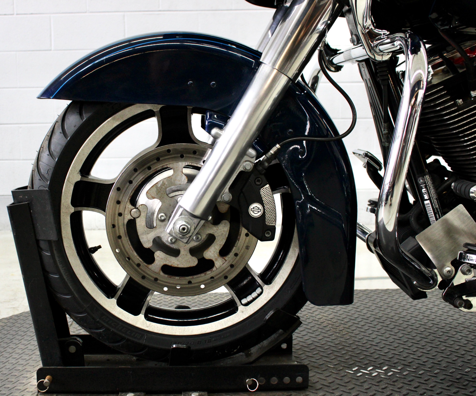 2013 Harley-Davidson Road Glide® Custom in Fredericksburg, Virginia - Photo 16