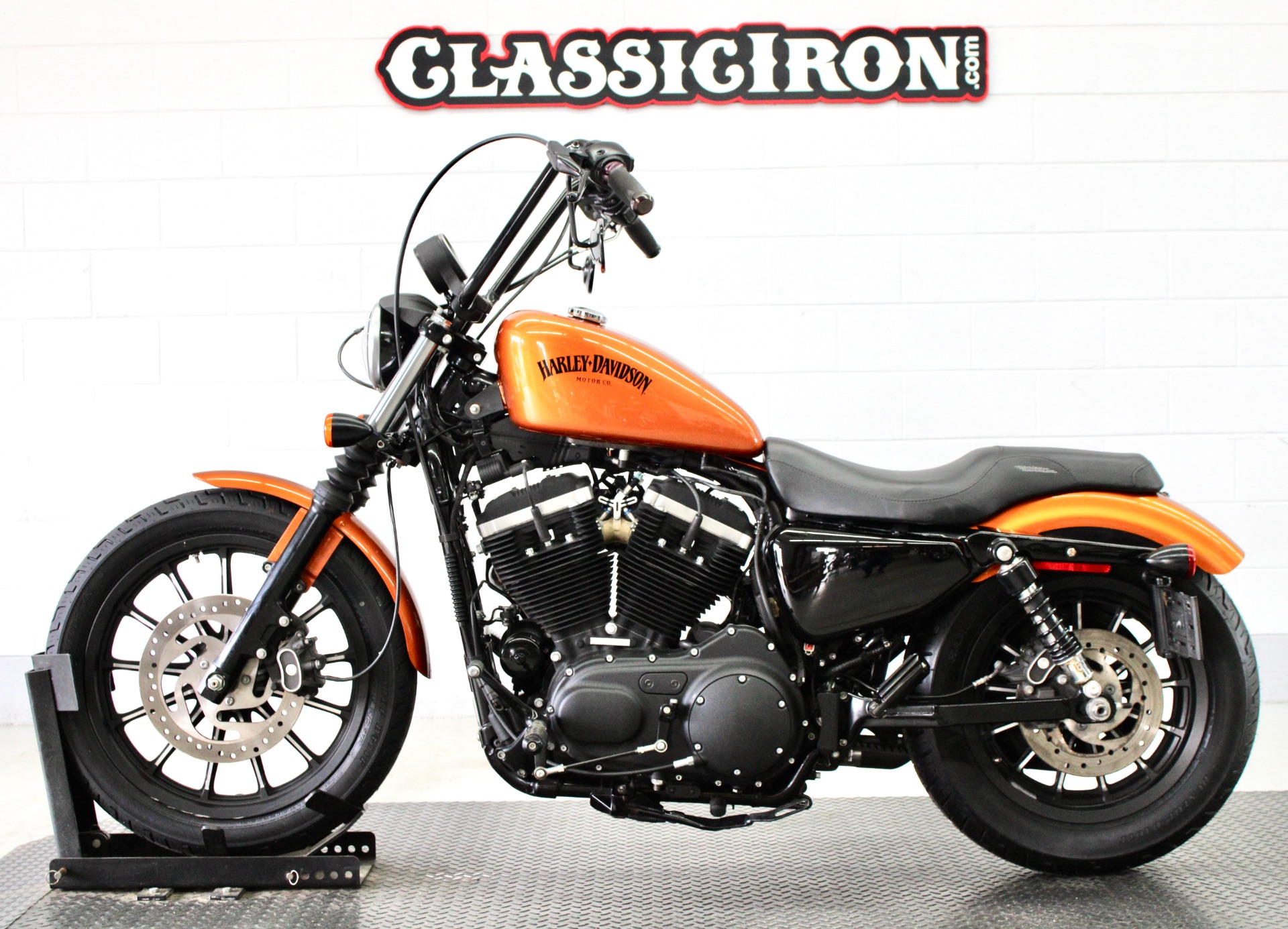2014 Harley-Davidson Sportster® Iron 883™ in Fredericksburg, Virginia - Photo 4