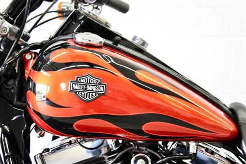 2011 Harley-Davidson Dyna® Wide Glide® in Fredericksburg, Virginia - Photo 18