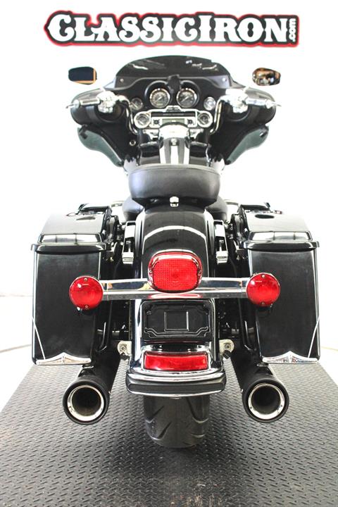 2011 Harley-Davidson Electra Glide® Ultra Limited in Fredericksburg, Virginia - Photo 9