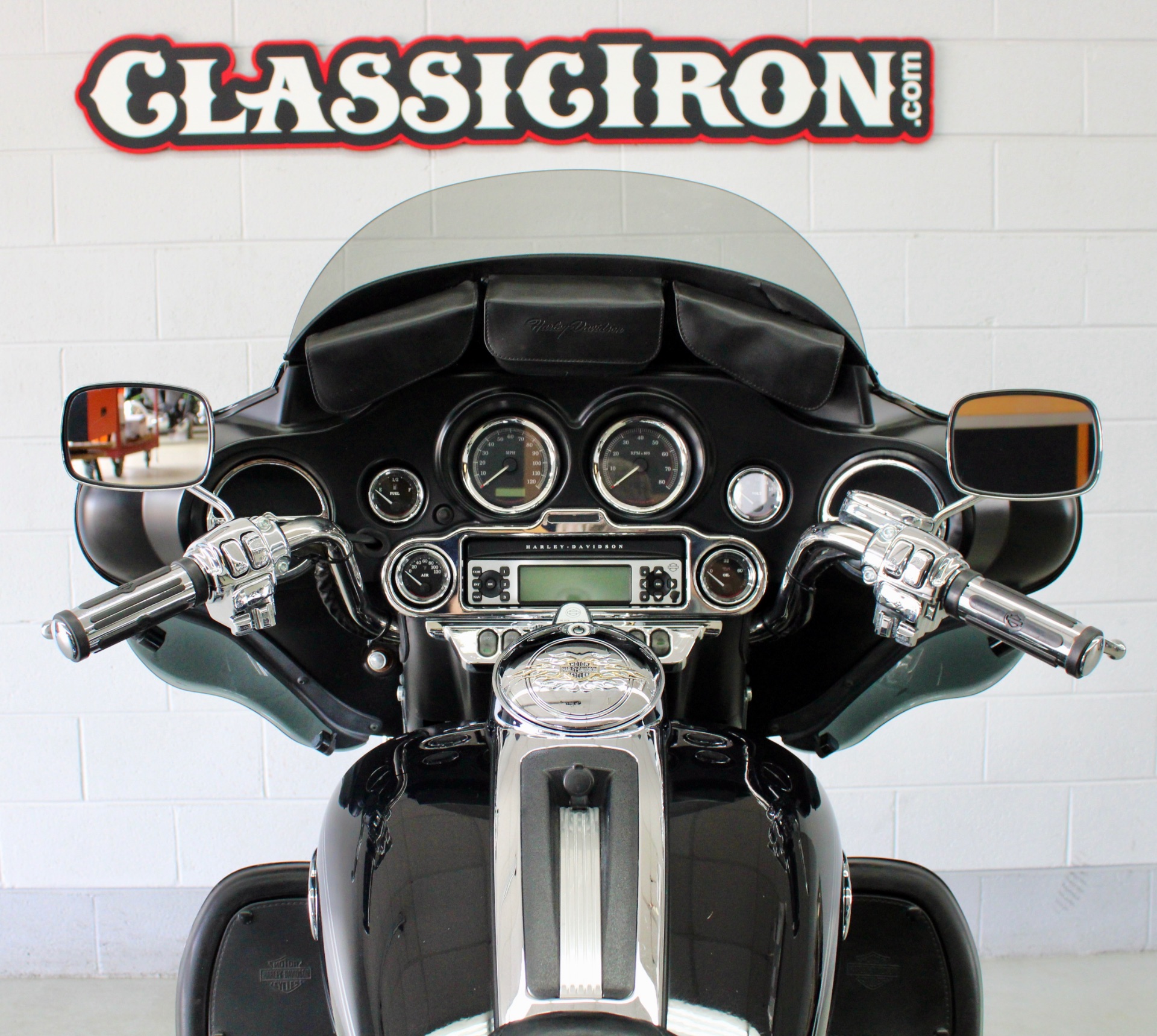 2013 Harley-Davidson Ultra Classic® Electra Glide® in Fredericksburg, Virginia - Photo 22
