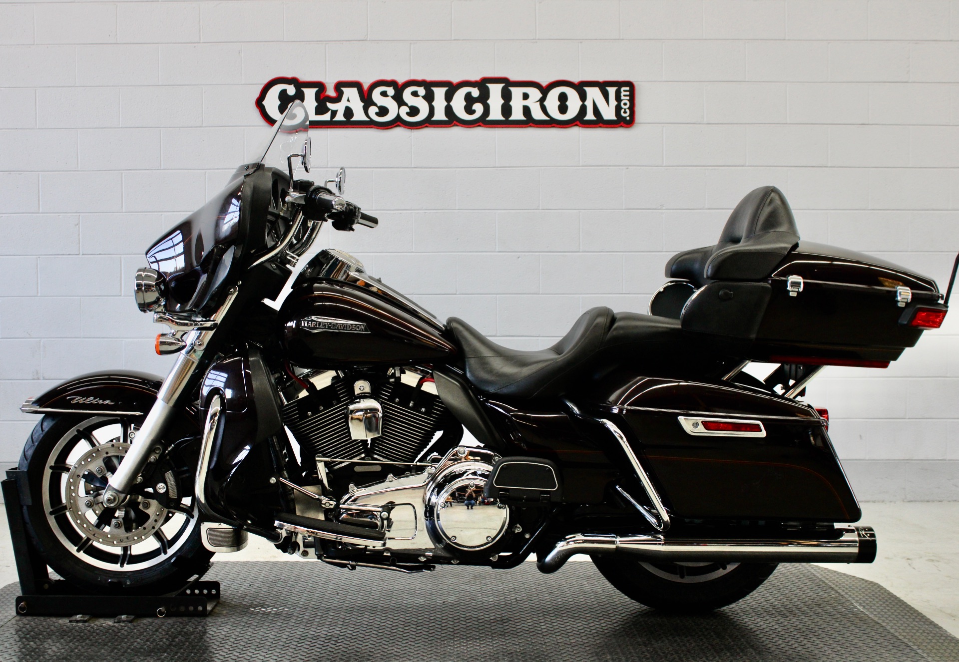 2014 Harley-Davidson Electra Glide® Ultra Classic® in Fredericksburg, Virginia - Photo 4