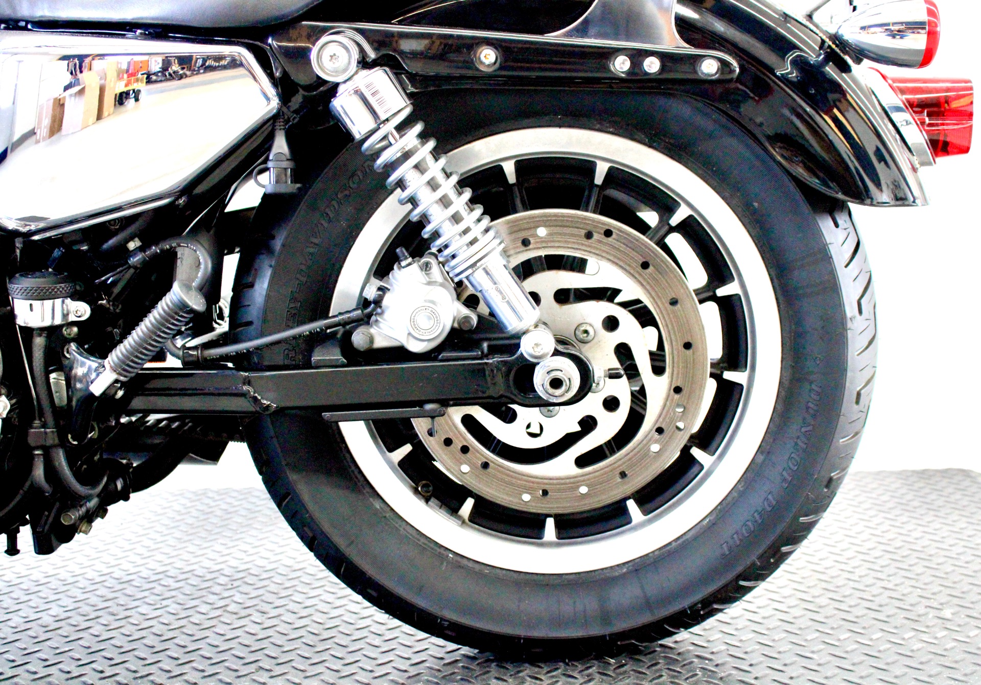 2009 Harley-Davidson Sportster® 1200 Low in Fredericksburg, Virginia - Photo 22