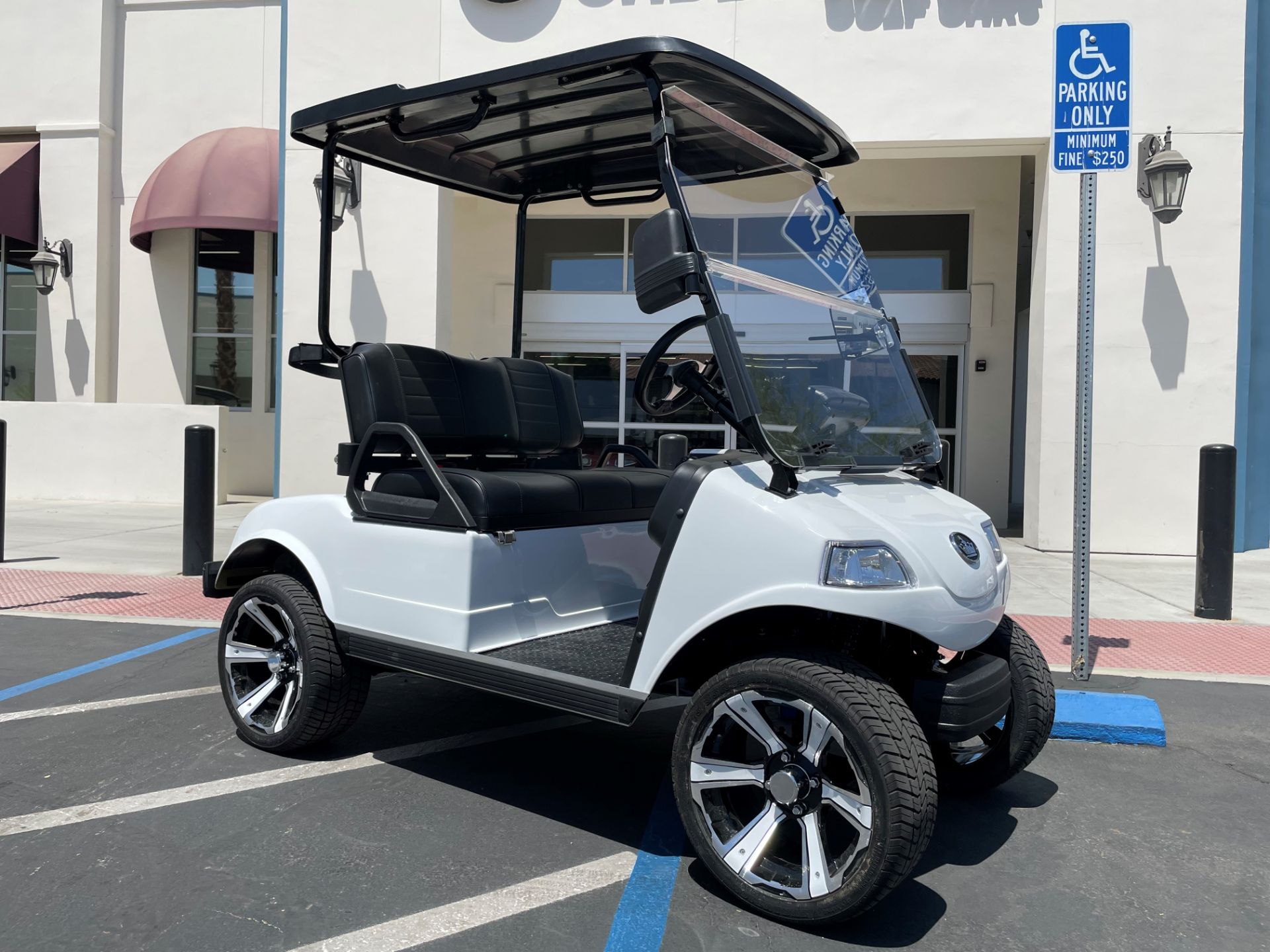 2025 Evolution Electric Vehicles Classic 2 Plus Lithium 105AH in La Quinta, California - Photo 2