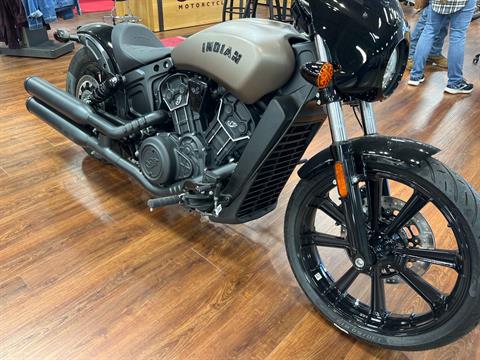 2022 Indian Motorcycle Scout® Rogue Sixty ABS in Saint Clairsville, Ohio - Photo 2