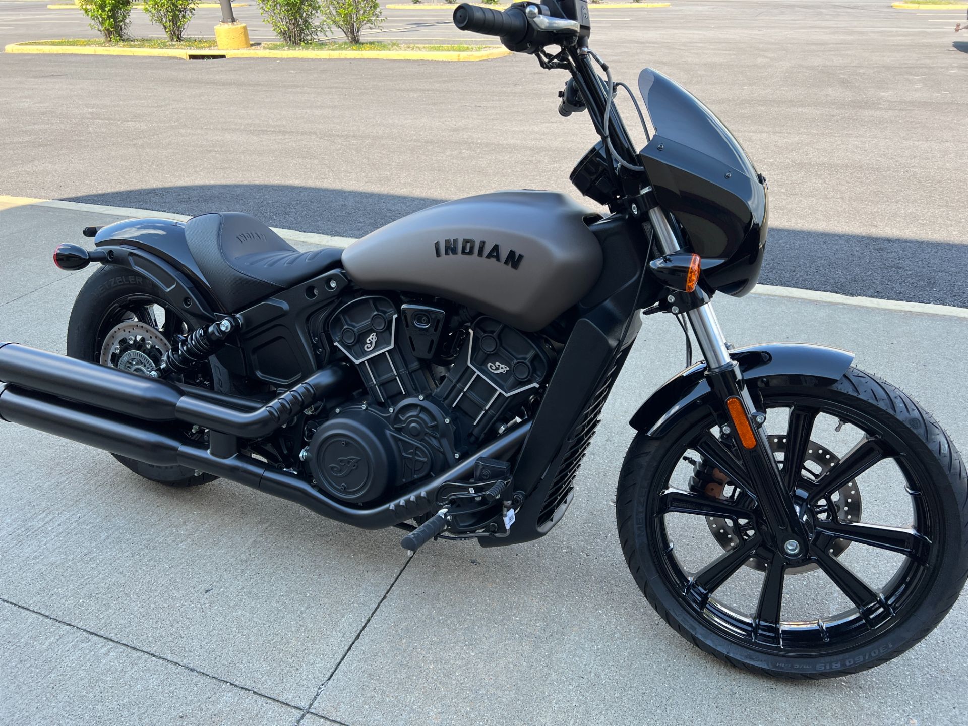 2022 Indian Scout® Rogue Sixty ABS in Saint Clairsville, Ohio - Photo 4