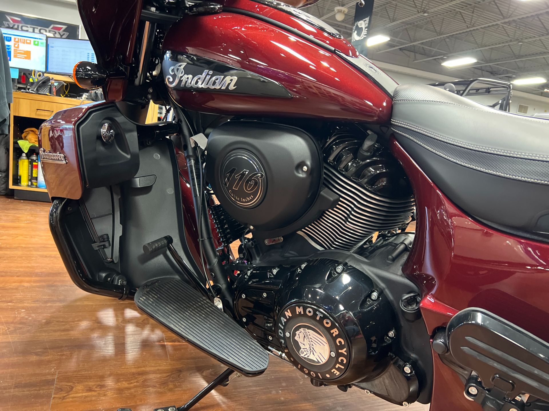 2024 Indian Motorcycle Roadmaster® Dark Horse® with PowerBand Audio Package in Saint Clairsville, Ohio - Photo 2