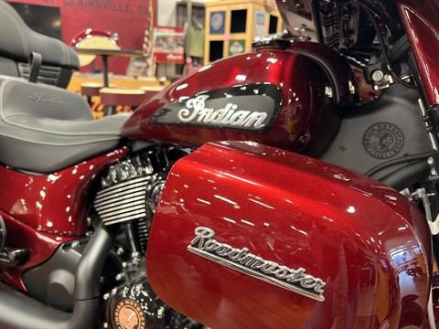 2024 Indian Motorcycle Roadmaster® Dark Horse® with PowerBand Audio Package in Saint Clairsville, Ohio - Photo 3