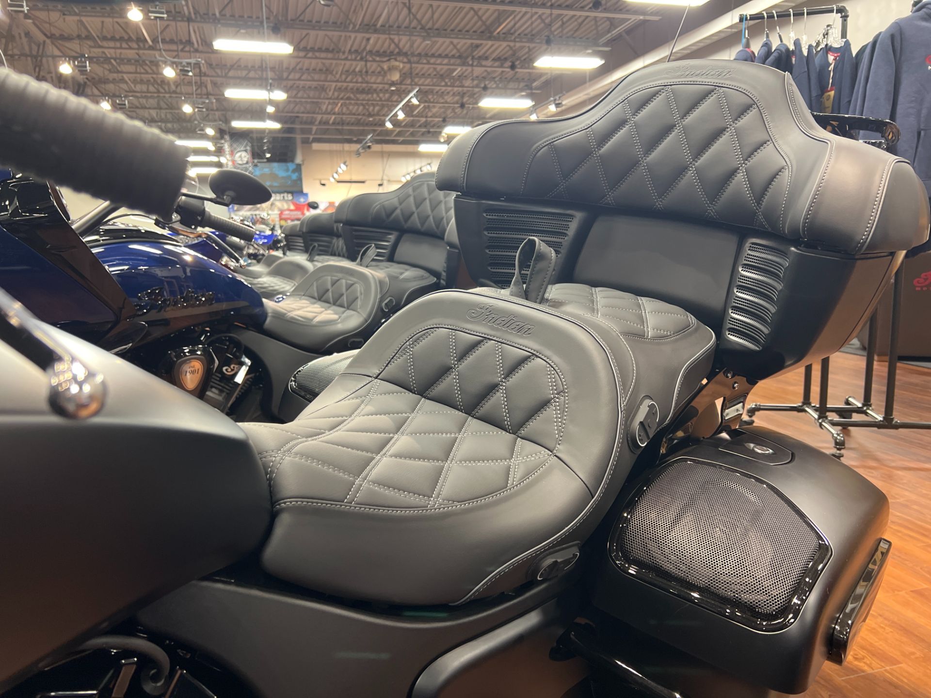 2024 Indian Motorcycle Pursuit® Dark Horse® with PowerBand Audio Package in Saint Clairsville, Ohio - Photo 5