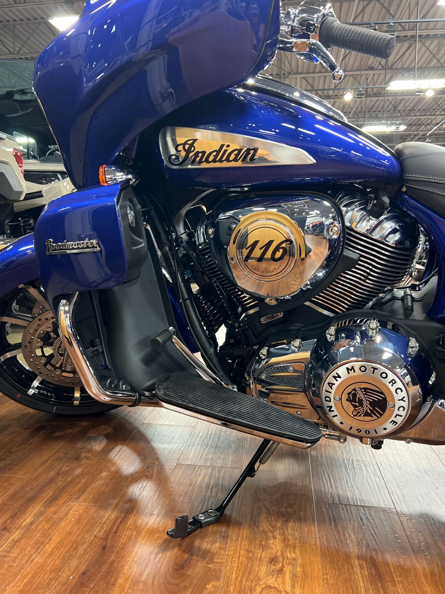 2024 Indian Motorcycle Roadmaster® Limited with PowerBand Audio Package in Saint Clairsville, Ohio - Photo 3