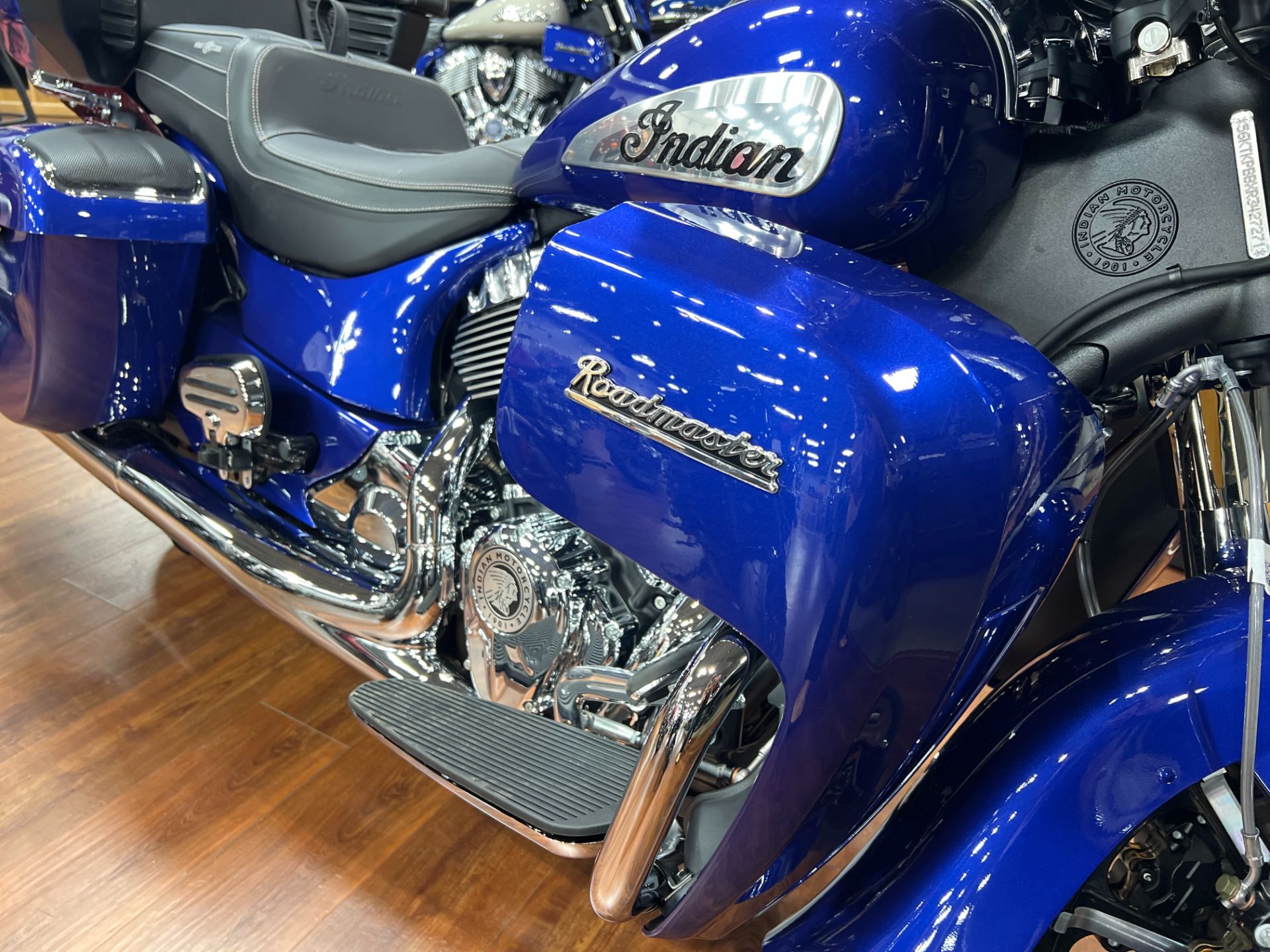 2024 Indian Motorcycle Roadmaster® Limited with PowerBand Audio Package in Saint Clairsville, Ohio - Photo 5