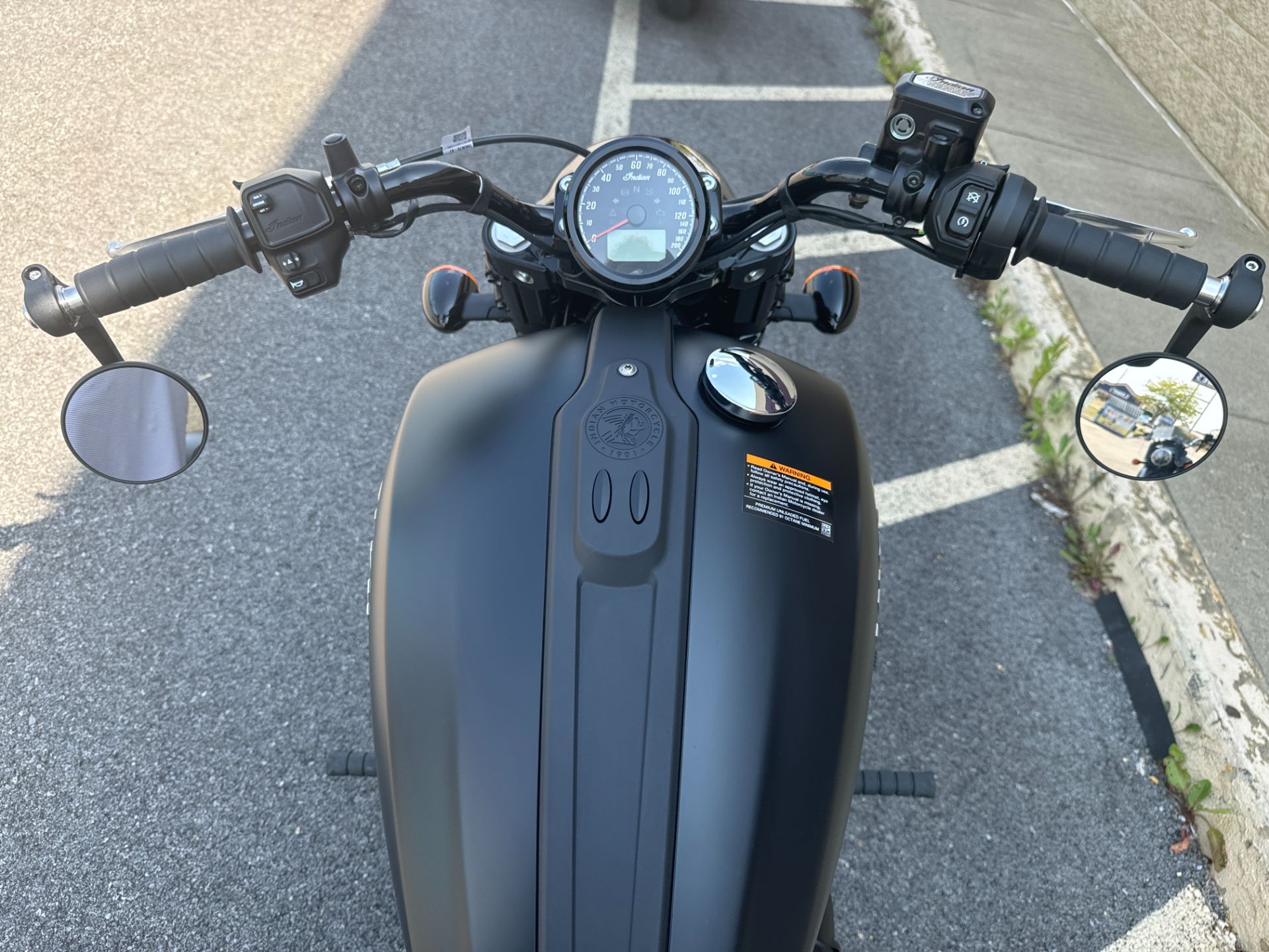 2025 Indian Motorcycle Scout® Bobber Limited in Saint Clairsville, Ohio - Photo 6