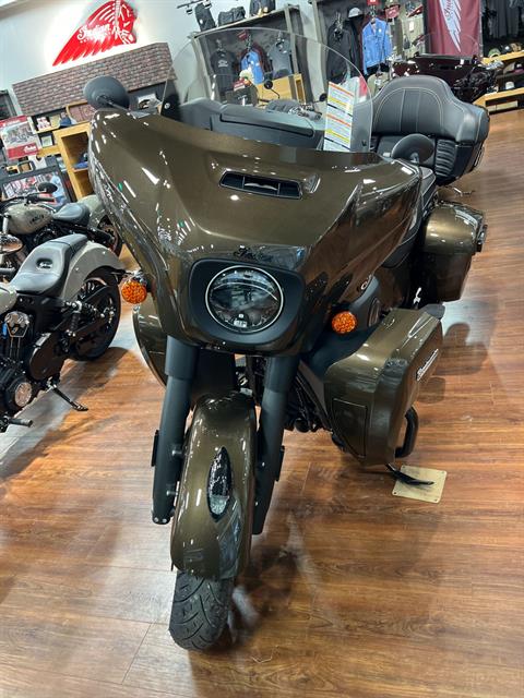 2023 Indian Motorcycle Roadmaster® Dark Horse® in Saint Clairsville, Ohio - Photo 5