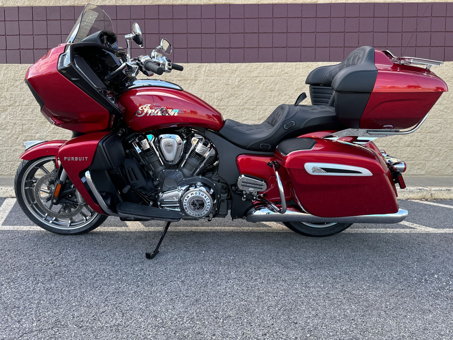 2024 Indian Motorcycle Pursuit® Limited® with PowerBand Audio Package in Saint Clairsville, Ohio - Photo 5