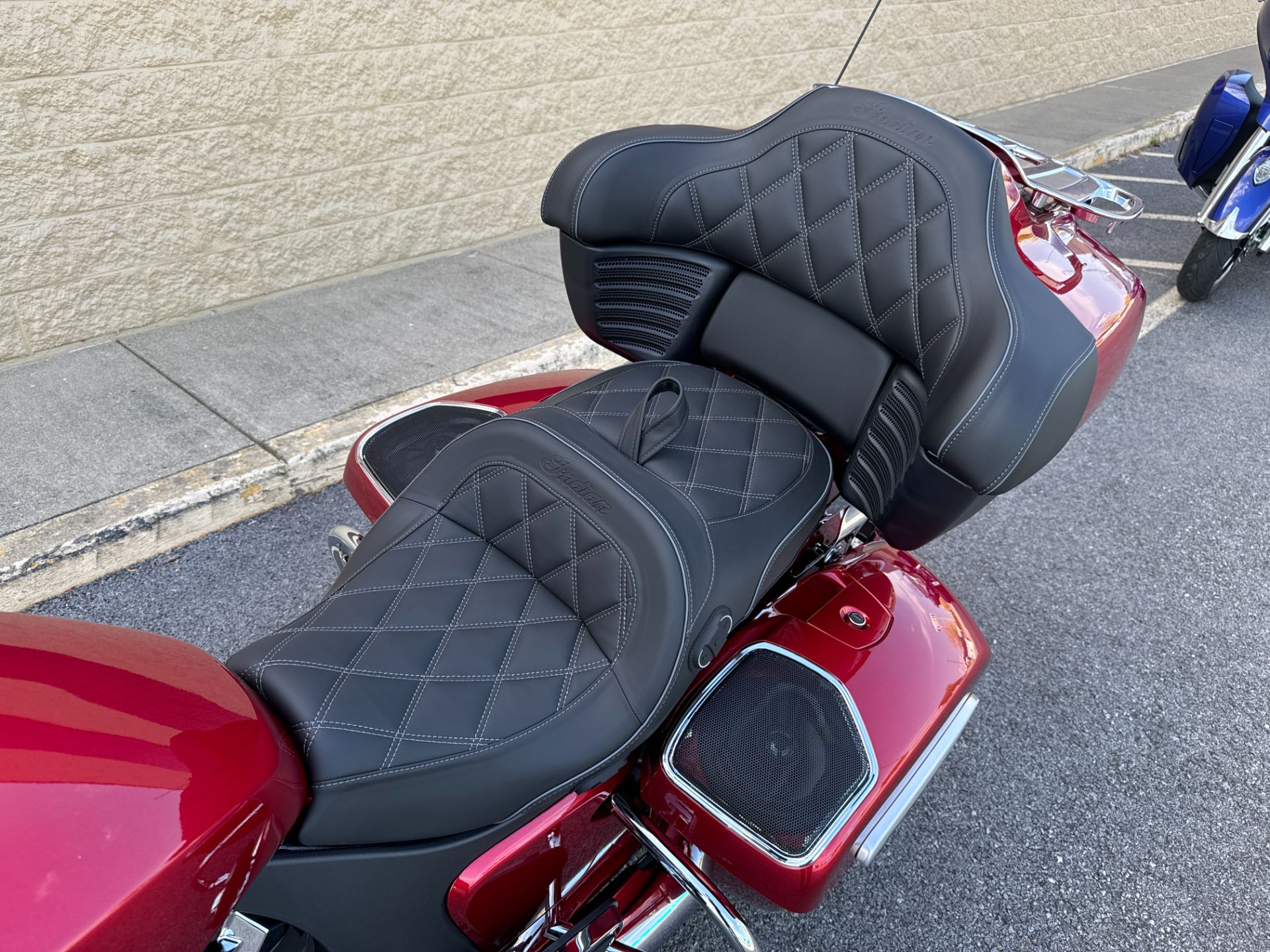 2024 Indian Motorcycle Pursuit® Limited® with PowerBand Audio Package in Saint Clairsville, Ohio - Photo 7