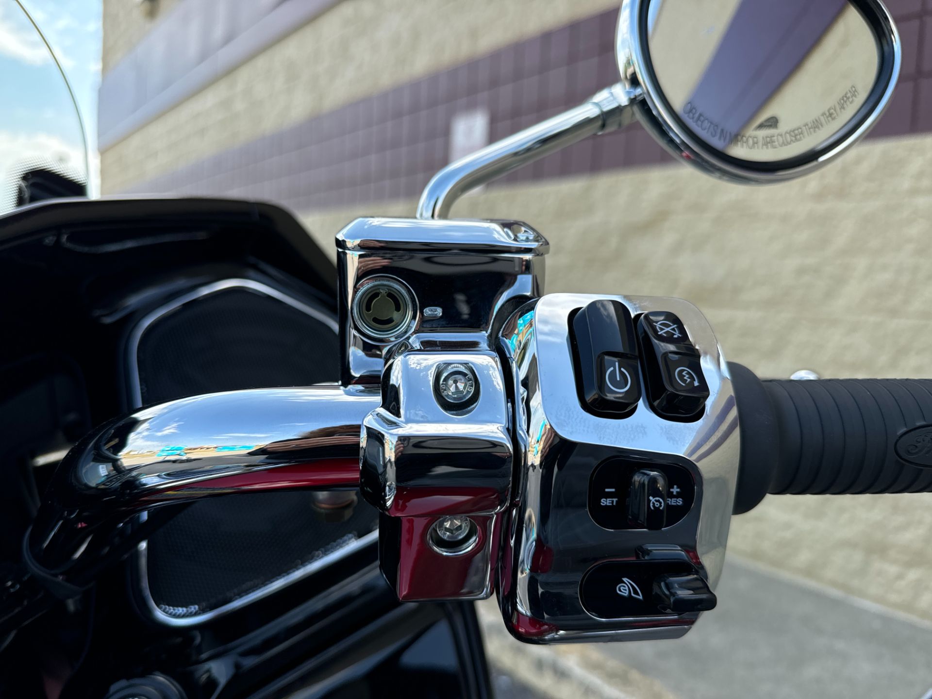 2024 Indian Motorcycle Pursuit® Limited® with PowerBand Audio Package in Saint Clairsville, Ohio - Photo 9