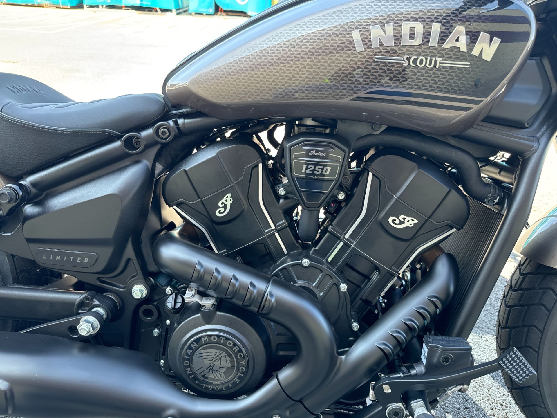 2025 Indian Motorcycle Scout® Bobber Limited +Tech in Saint Clairsville, Ohio - Photo 5