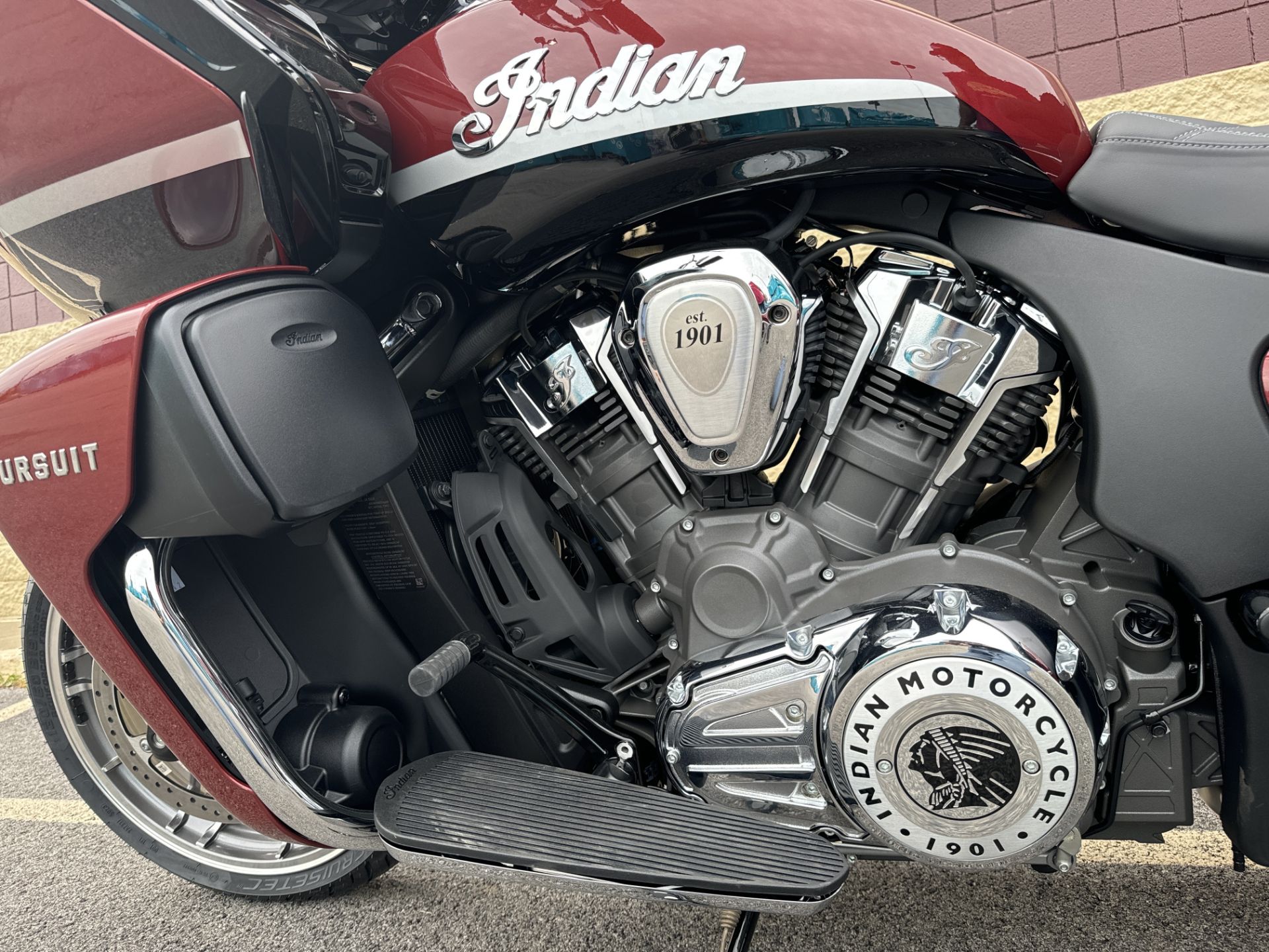 2024 Indian Motorcycle Pursuit® Limited Icon with PowerBand Audio Package in Saint Clairsville, Ohio - Photo 8