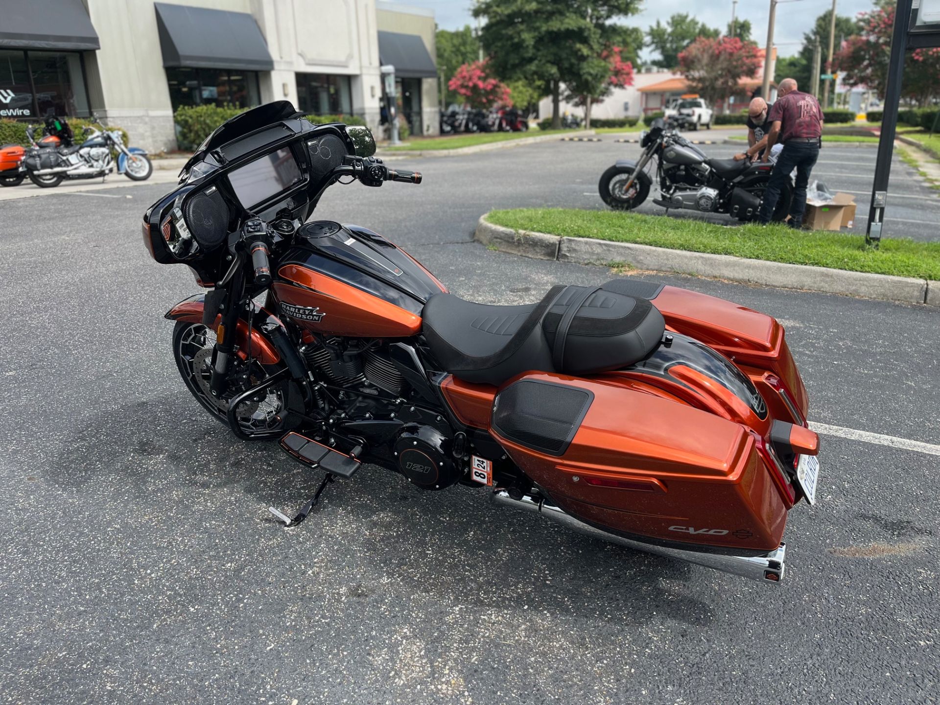 2023 Harley-Davidson CVO™ Street Glide® in Virginia Beach, Virginia - Photo 4